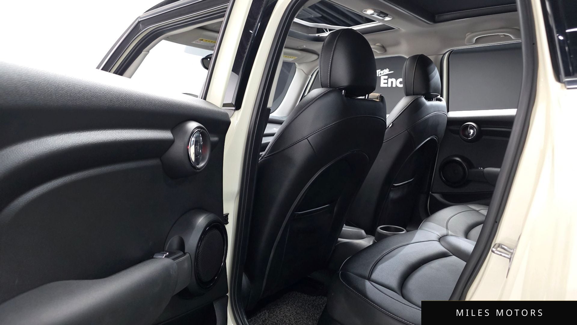 MINI Cooper D 2015 — миниатюра 11
