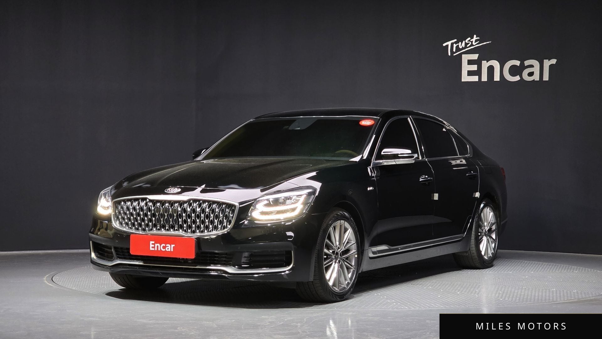 Kia K9 2021 — фото 1 из 12