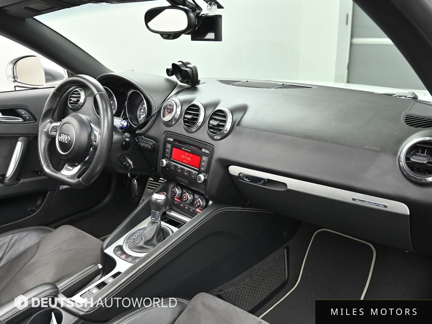 Audi TTS 2010 — миниатюра 7