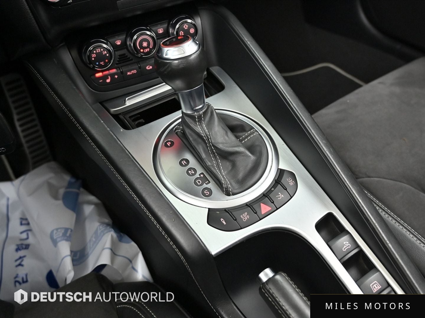 Audi TTS 2010 — миниатюра 9