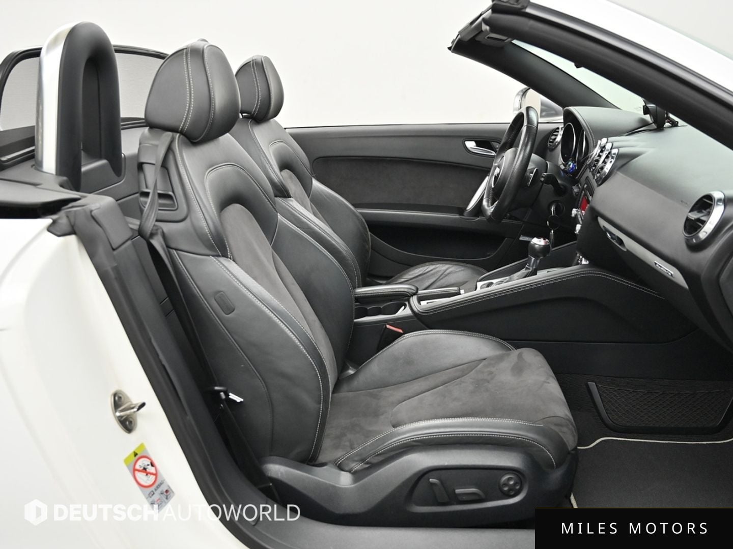 Audi TTS 2010 — миниатюра 10