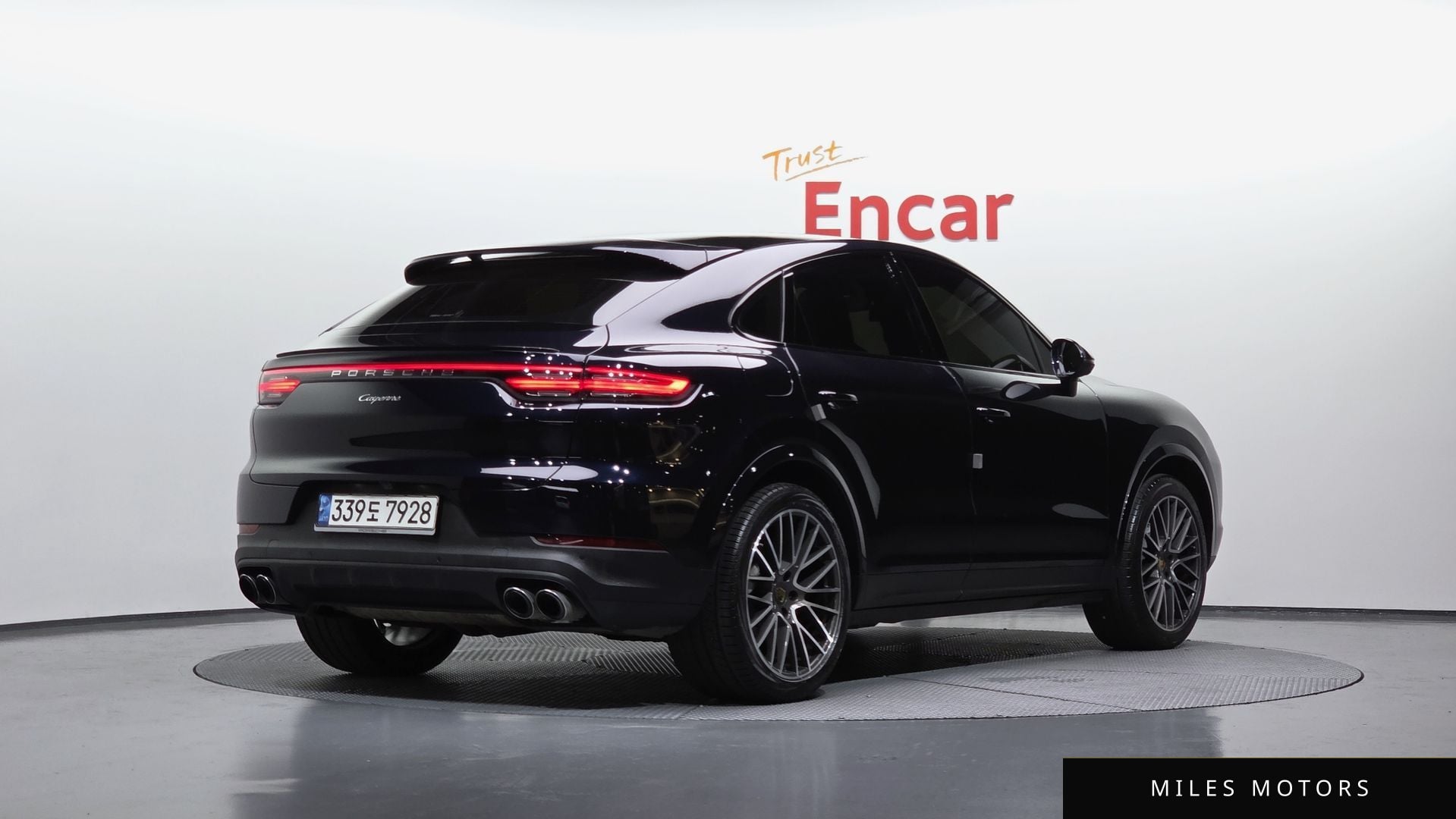 Porsche Cayenne 2020 — миниатюра 2