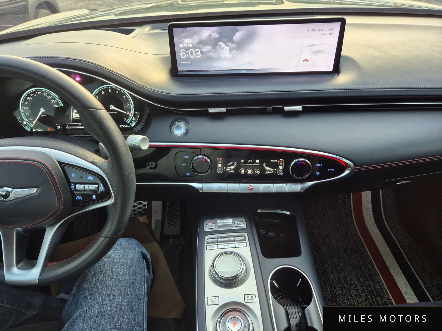 Genesis GV70 2021 — миниатюра 10