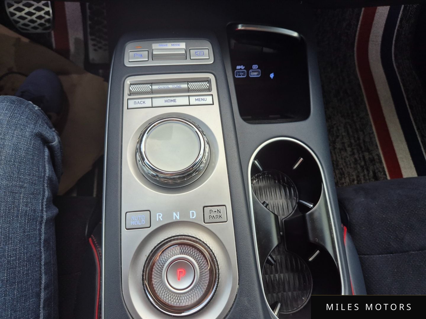 Genesis GV70 2021 — миниатюра 11