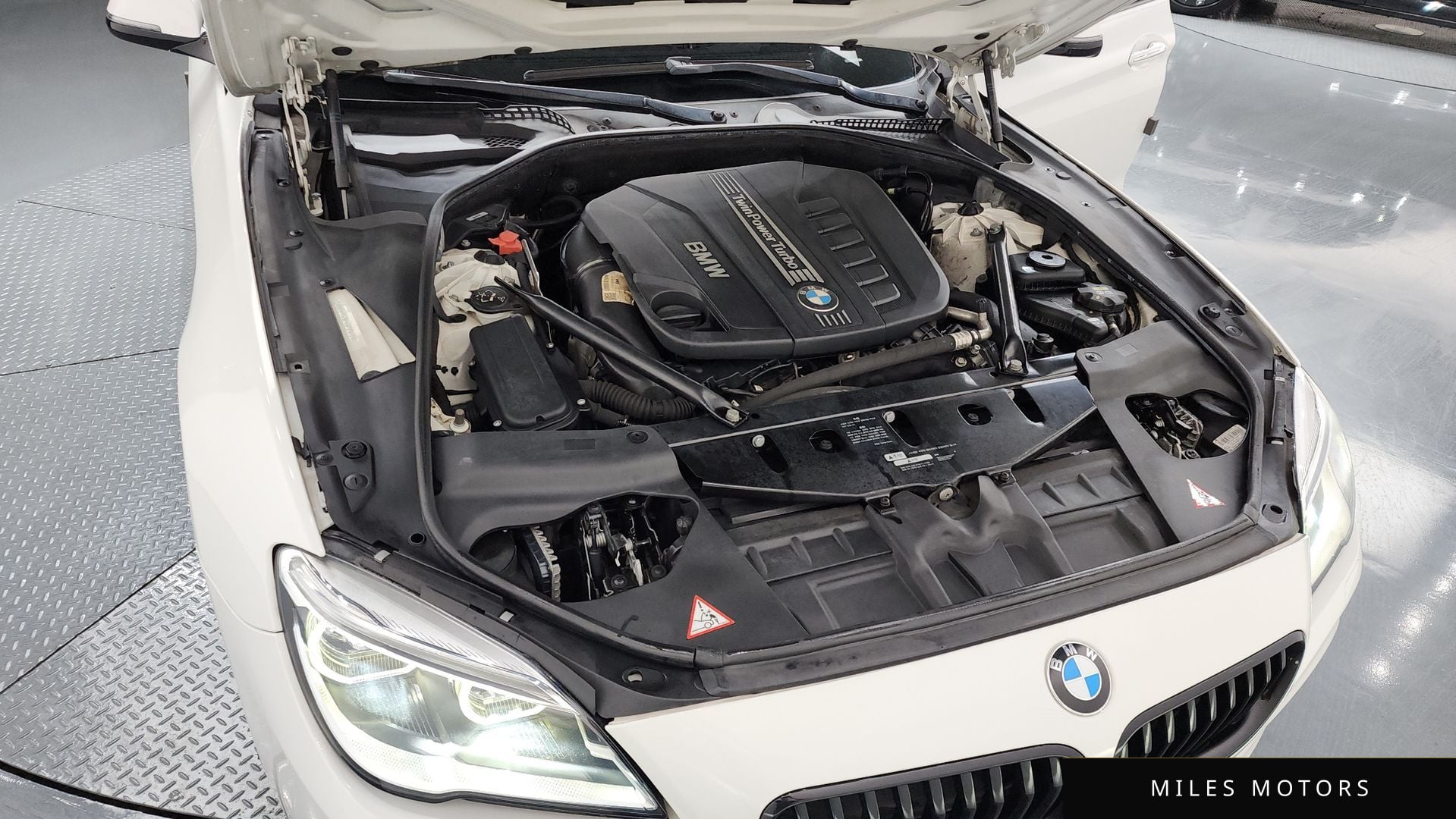 BMW 6 Series (F12) 2016 — миниатюра 6
