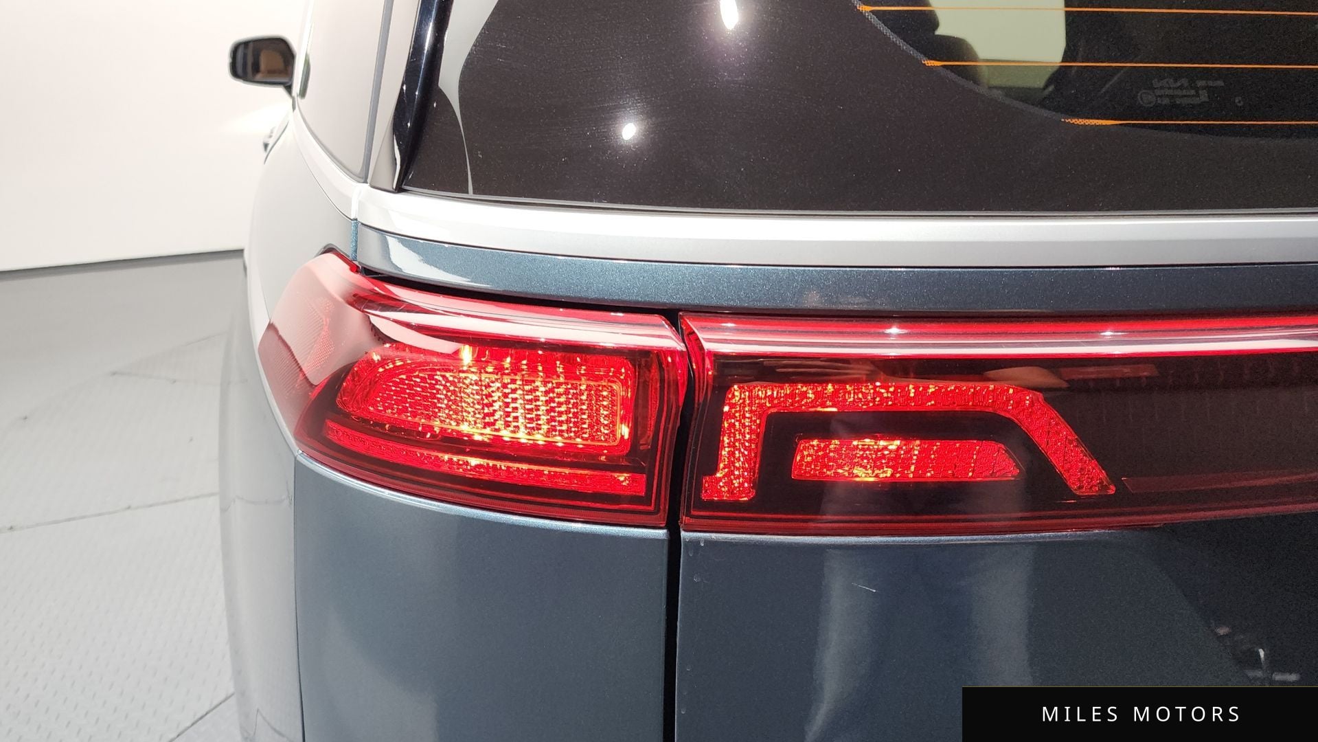Kia Carnival 2023 — миниатюра 8