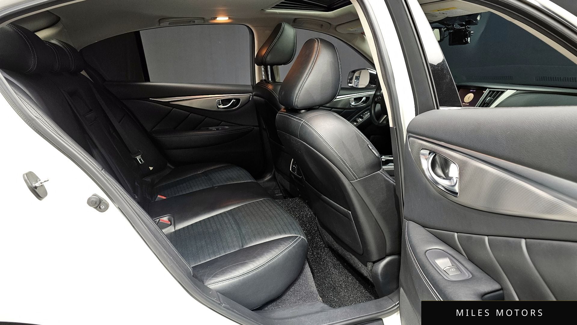 Infiniti Q50 2016 — миниатюра 12