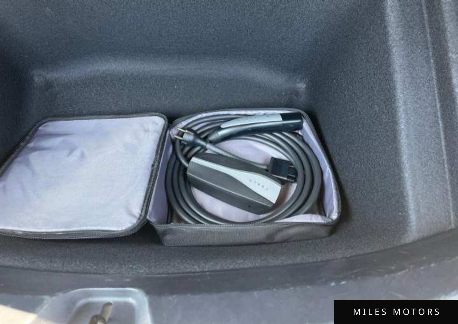 Tesla Model 3 2022 — миниатюра 12
