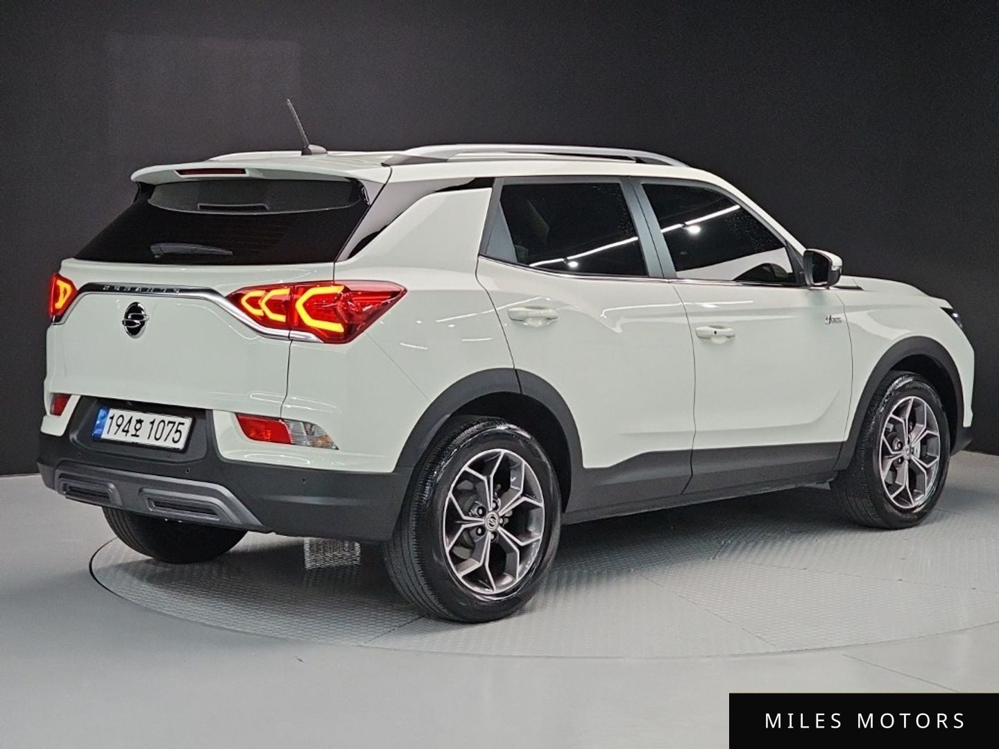 KG Mobility Beautiful Korando 2022 — миниатюра 3