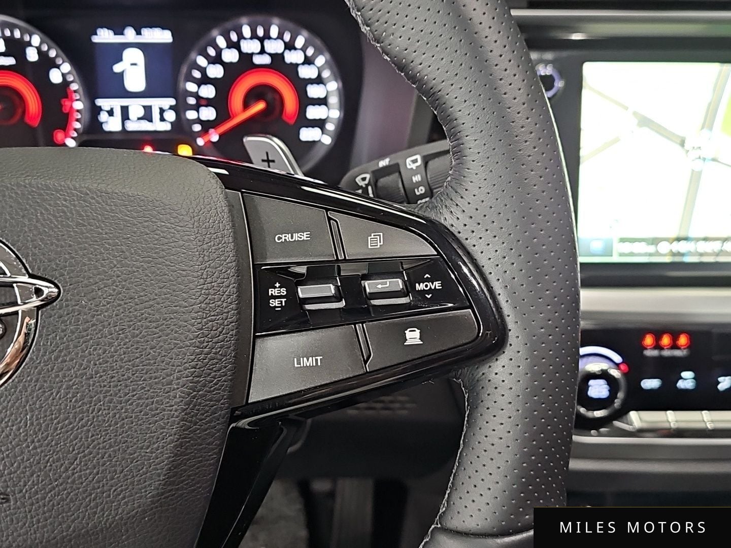 KG Mobility Beautiful Korando 2022 — миниатюра 12
