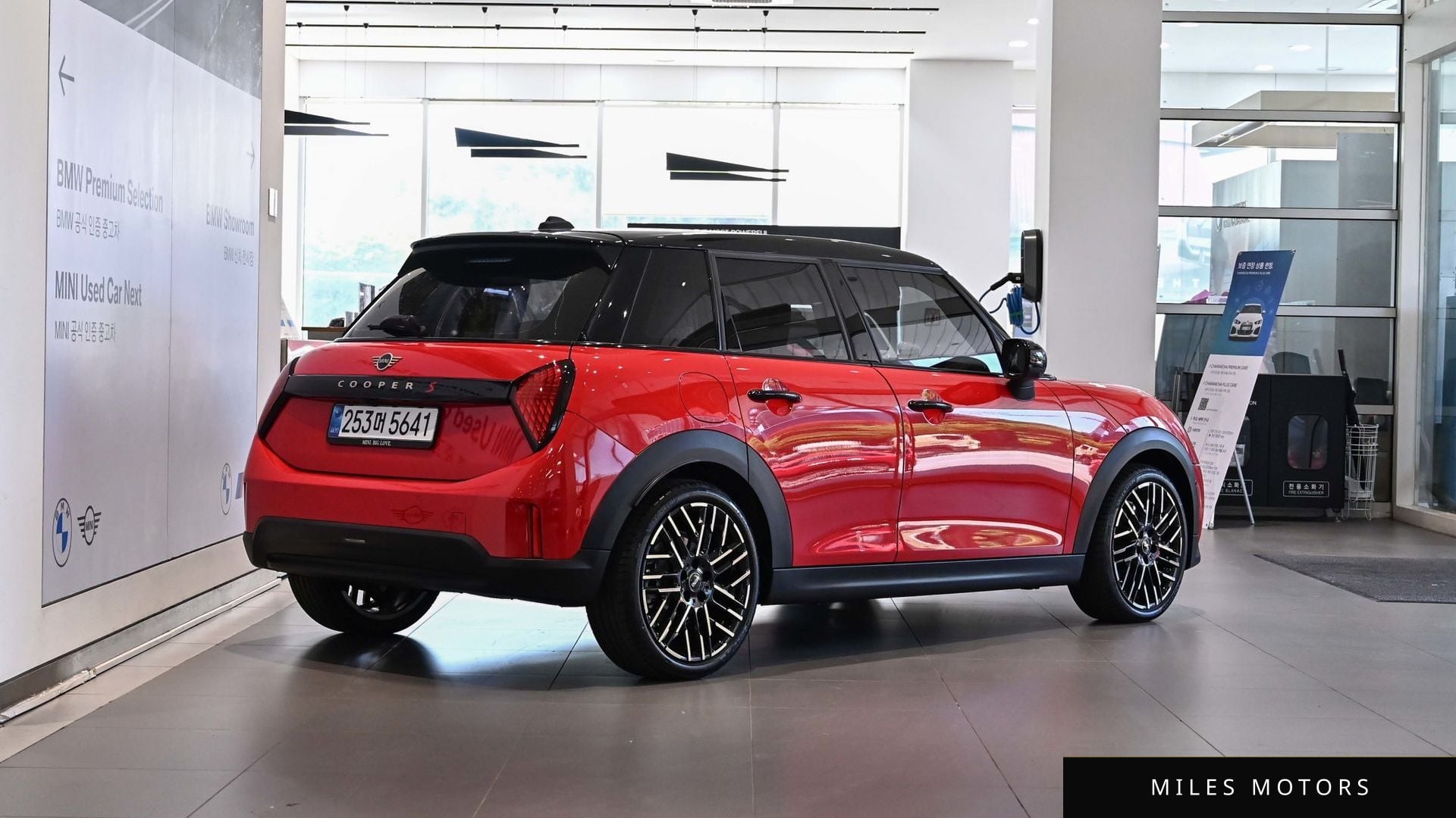 MINI Cooper S 2025 — миниатюра 4