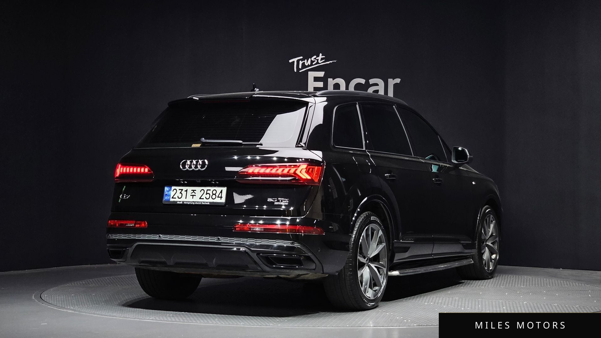 Audi Q7 (4M) 2023 — миниатюра 2