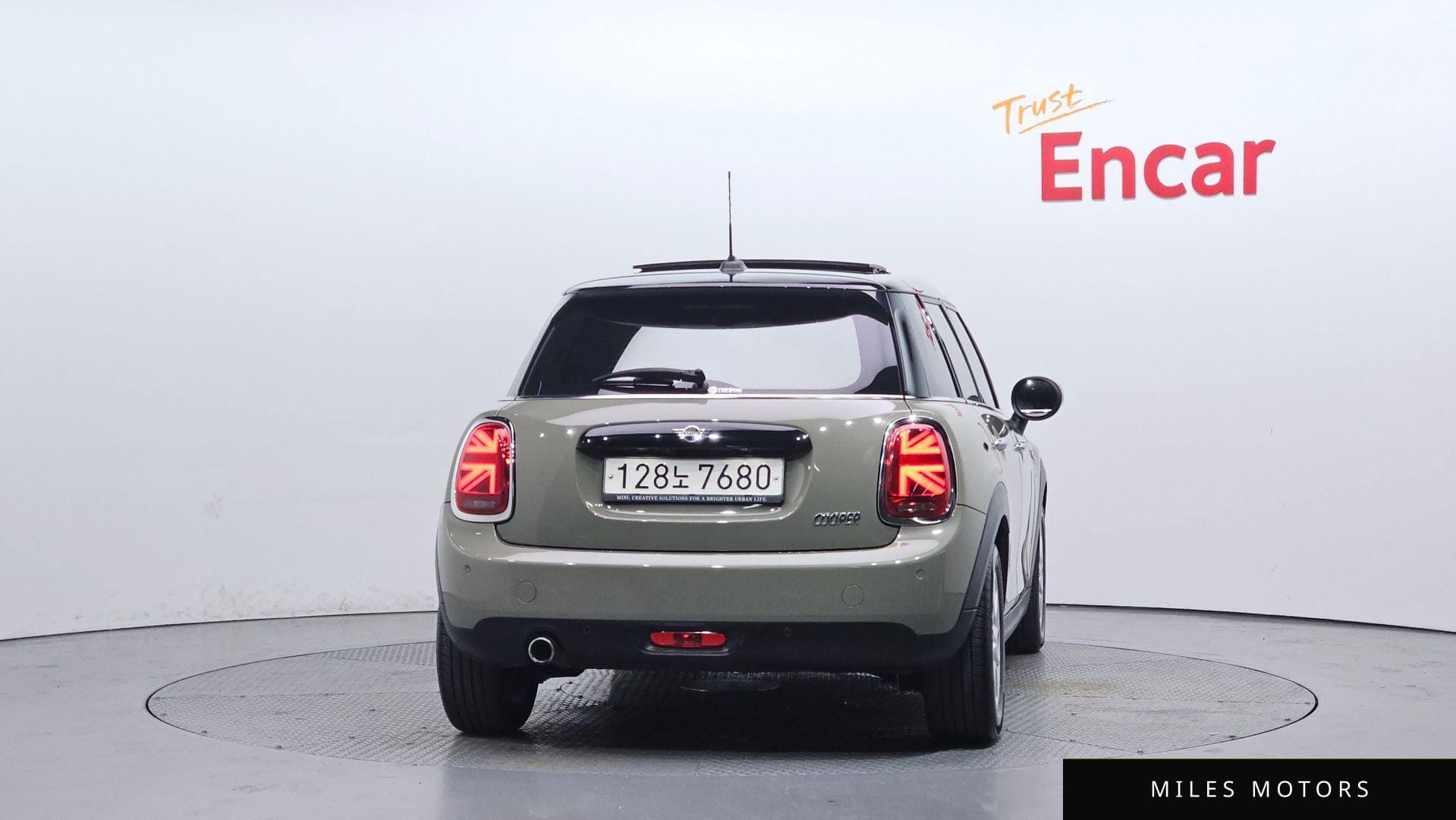 MINI Cooper 2020 — миниатюра 4