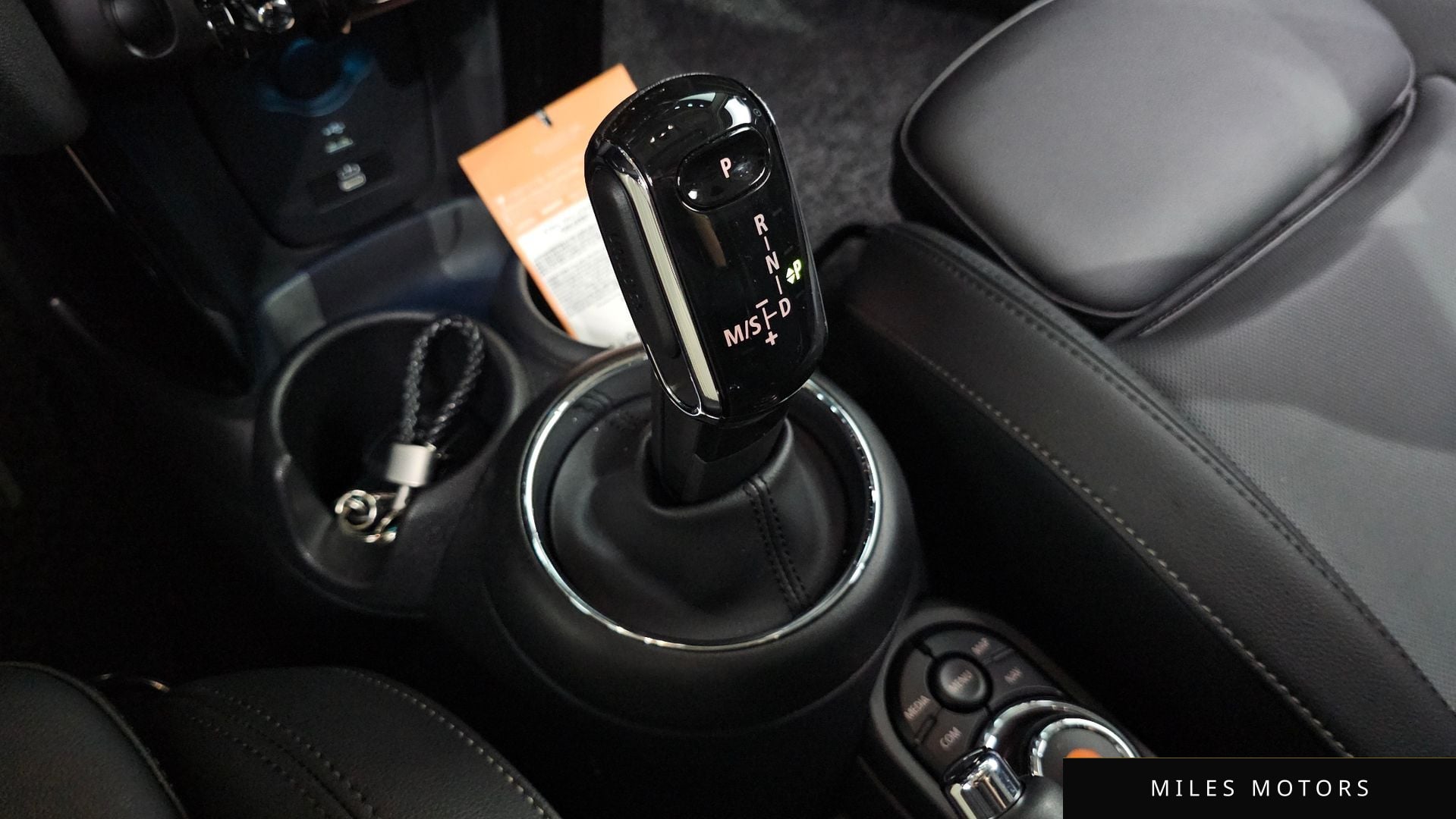MINI Cooper 2020 — миниатюра 12