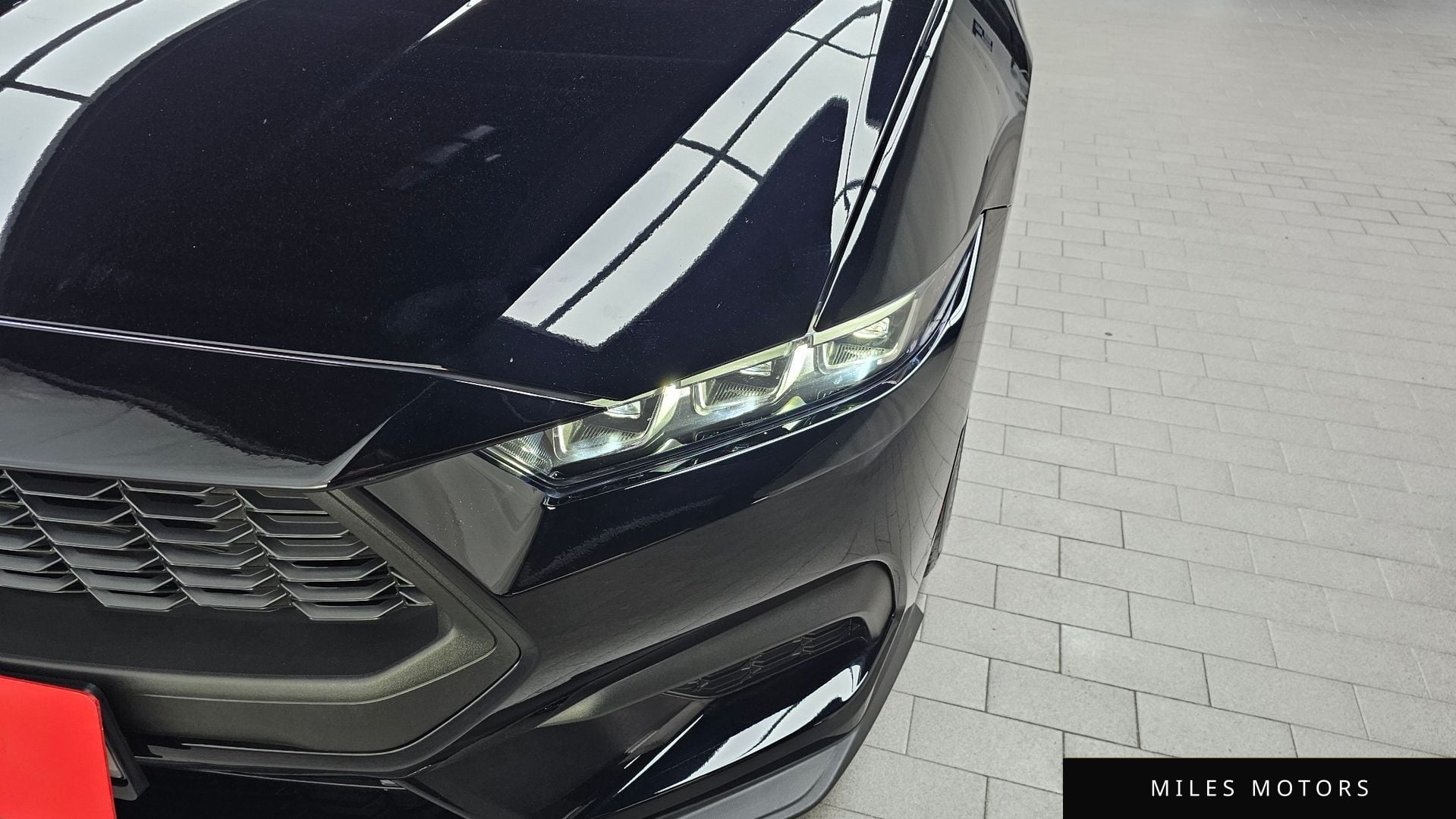 Ford Mustang 2025 — миниатюра 8