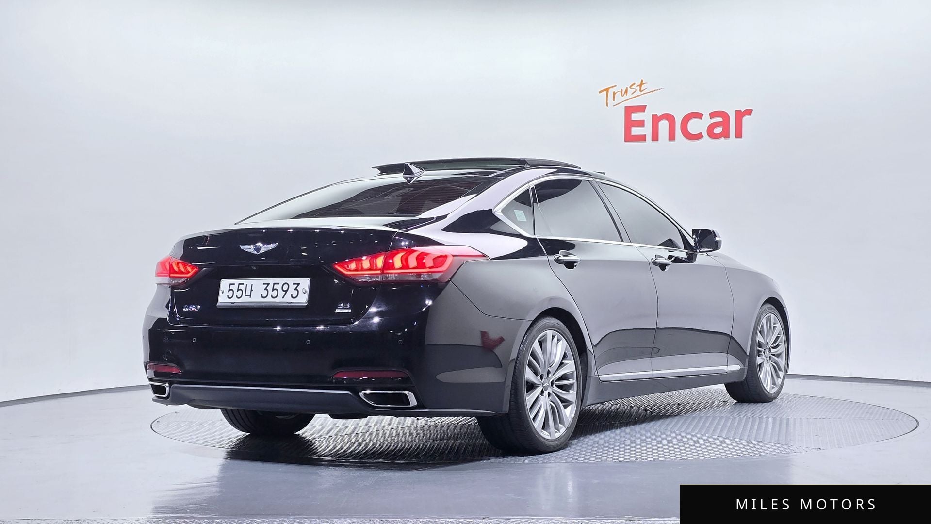 Hyundai Genesis 2016 — миниатюра 2