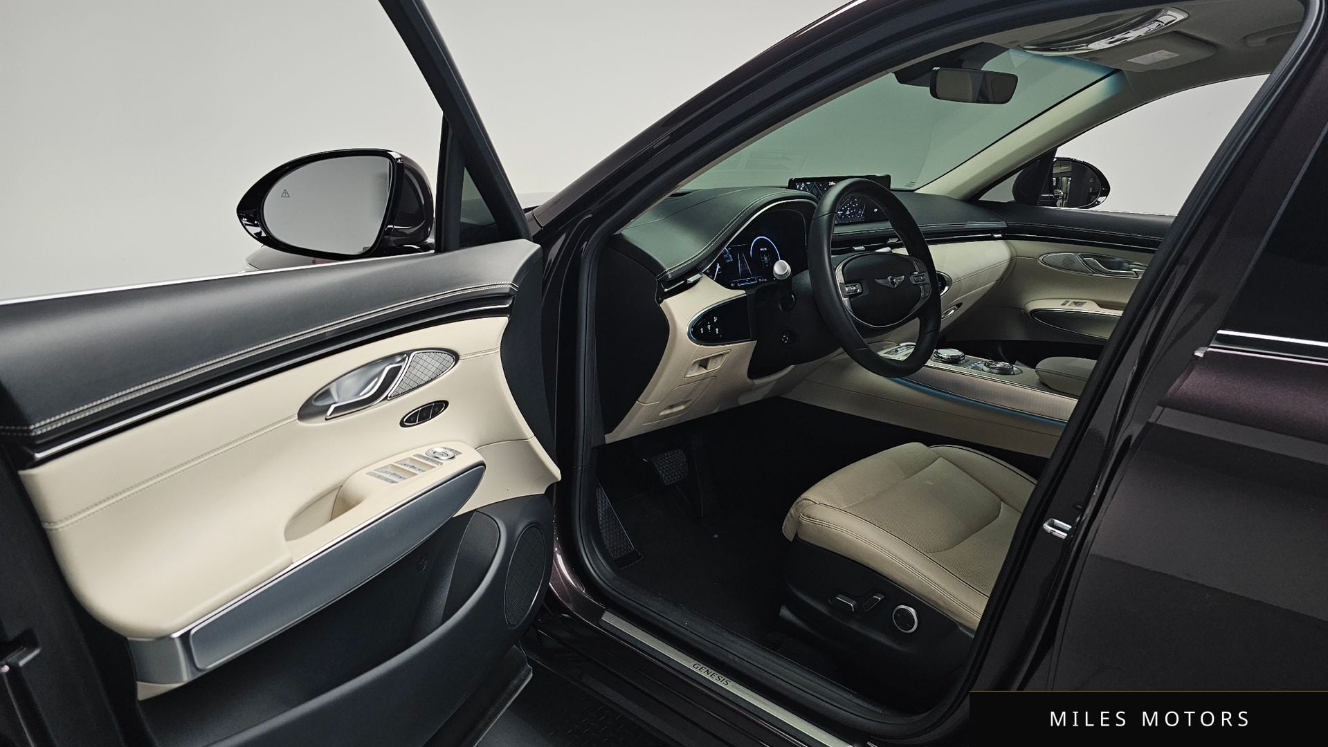 Genesis GV70 2021 — миниатюра 12