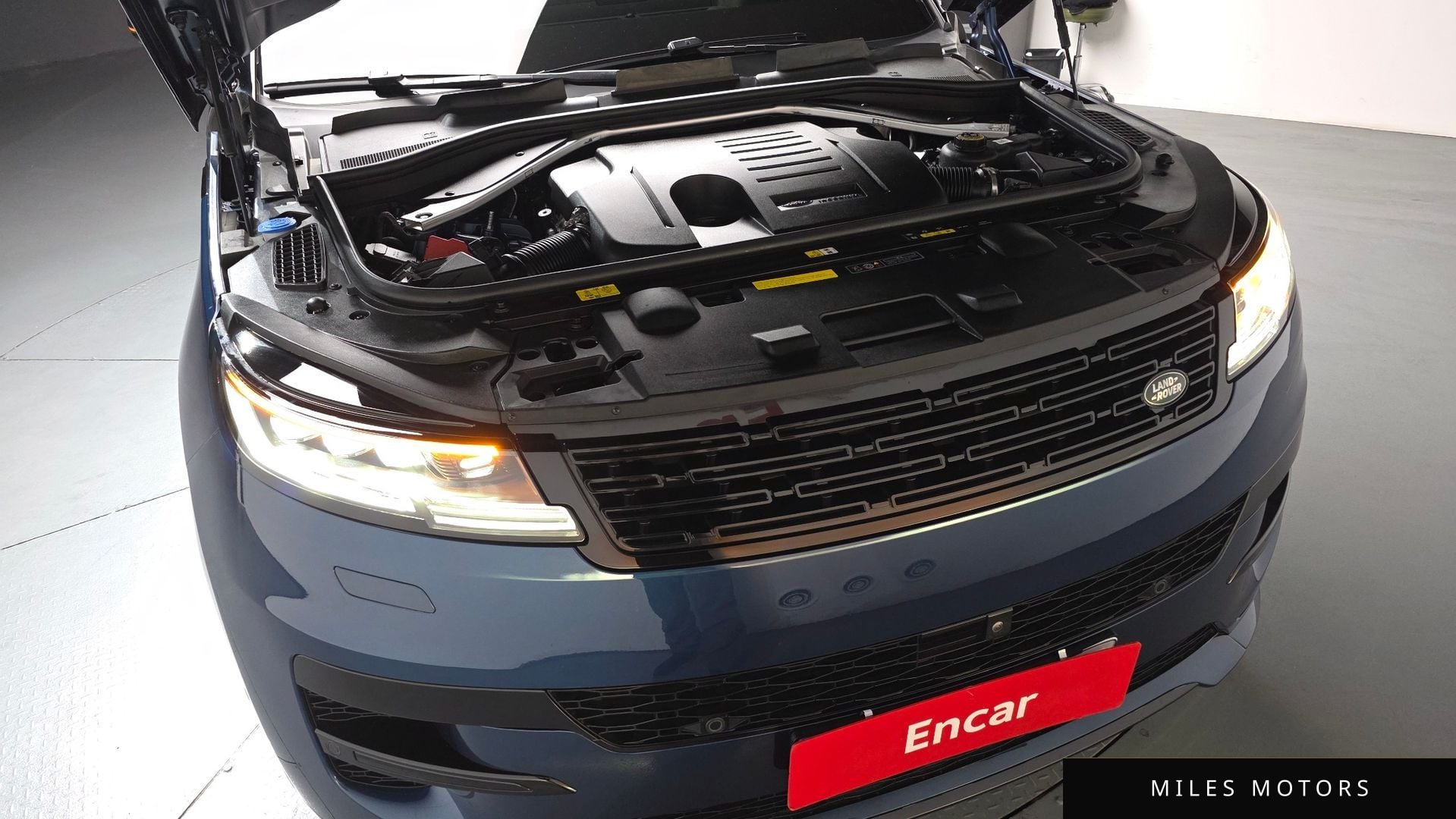 Land Rover Range Rover Sport 2024 — миниатюра 5