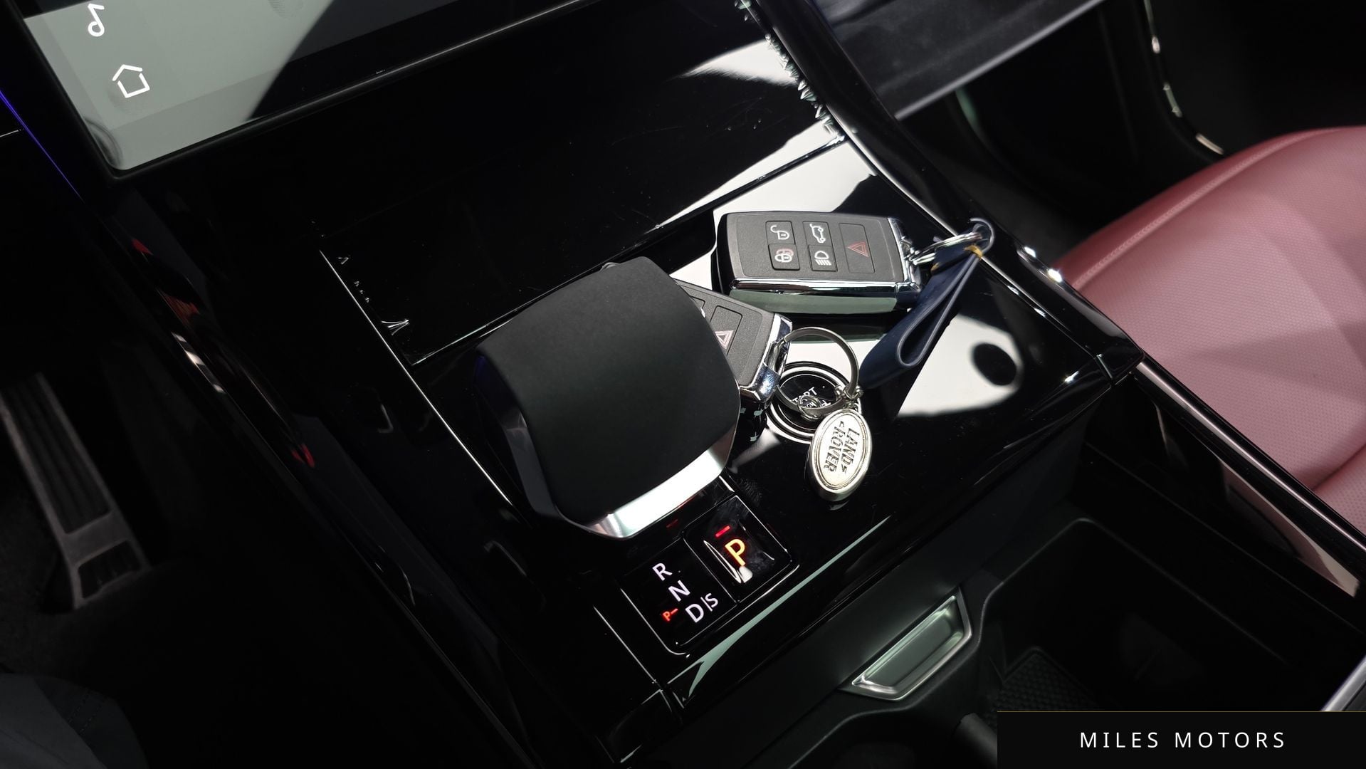 Land Rover Range Rover Sport 2024 — миниатюра 11