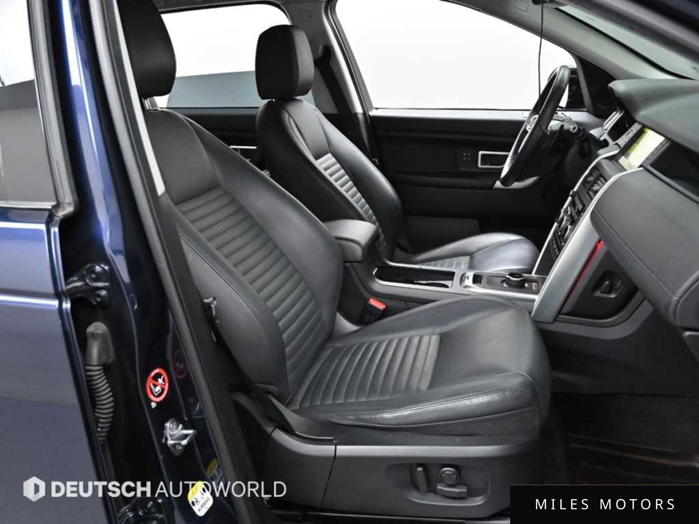 Land Rover Discovery Sport 2017 — миниатюра 10