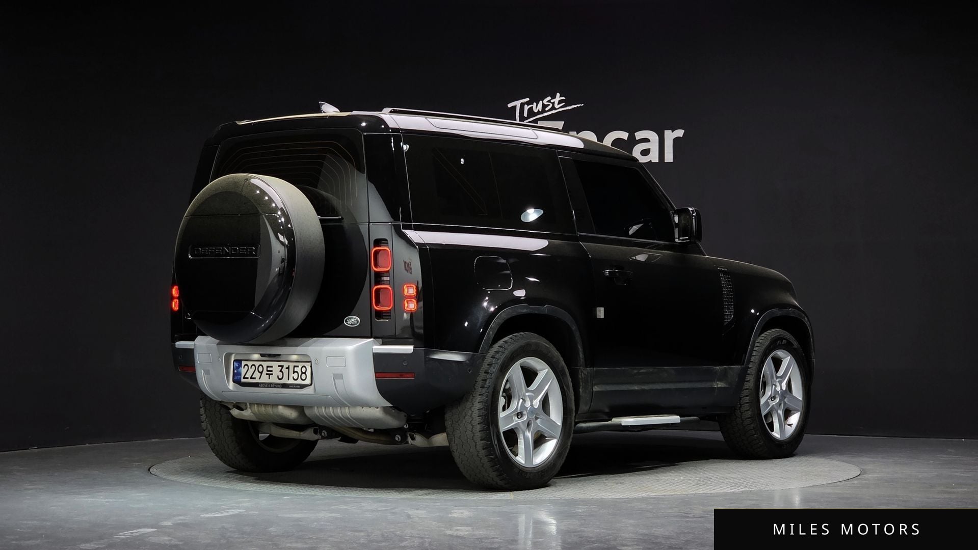 Land Rover Defender 2023 — миниатюра 2