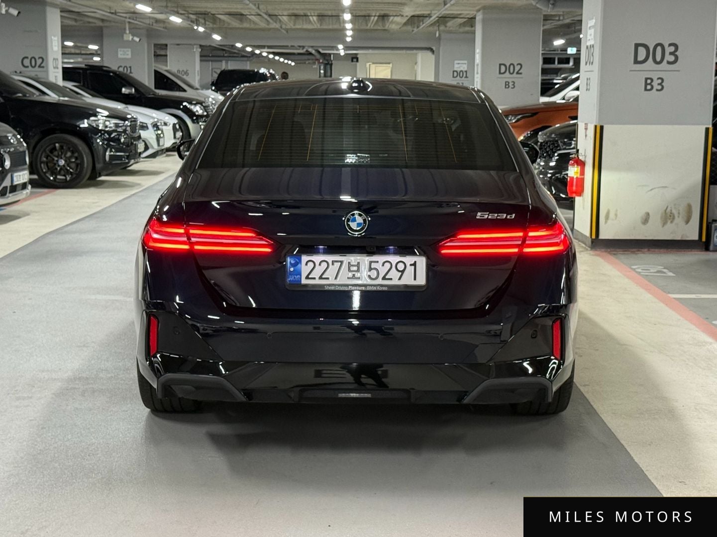 BMW 5 Series (G60) 2024 — миниатюра 2