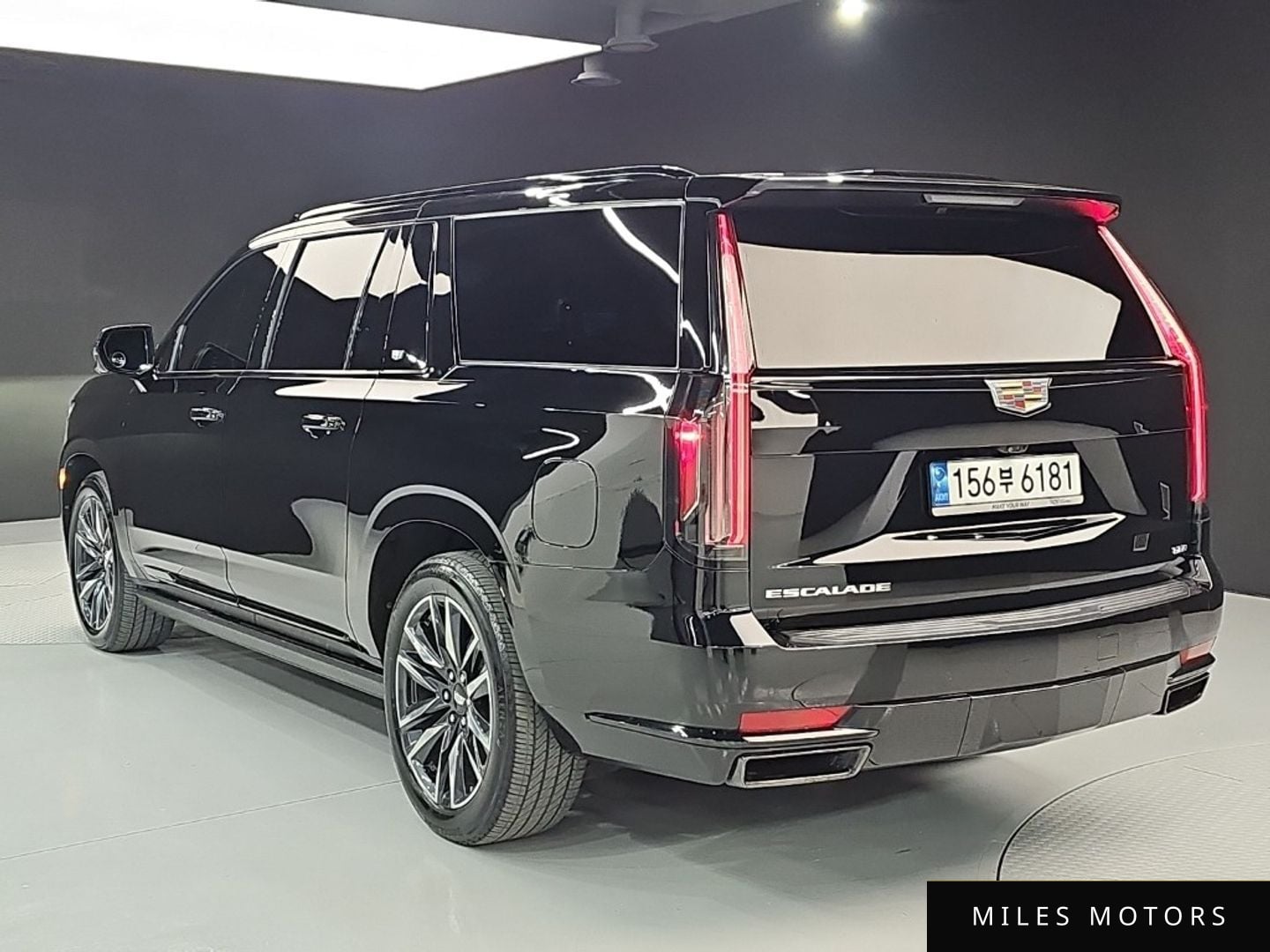 Cadillac Escalade 2022 — миниатюра 3