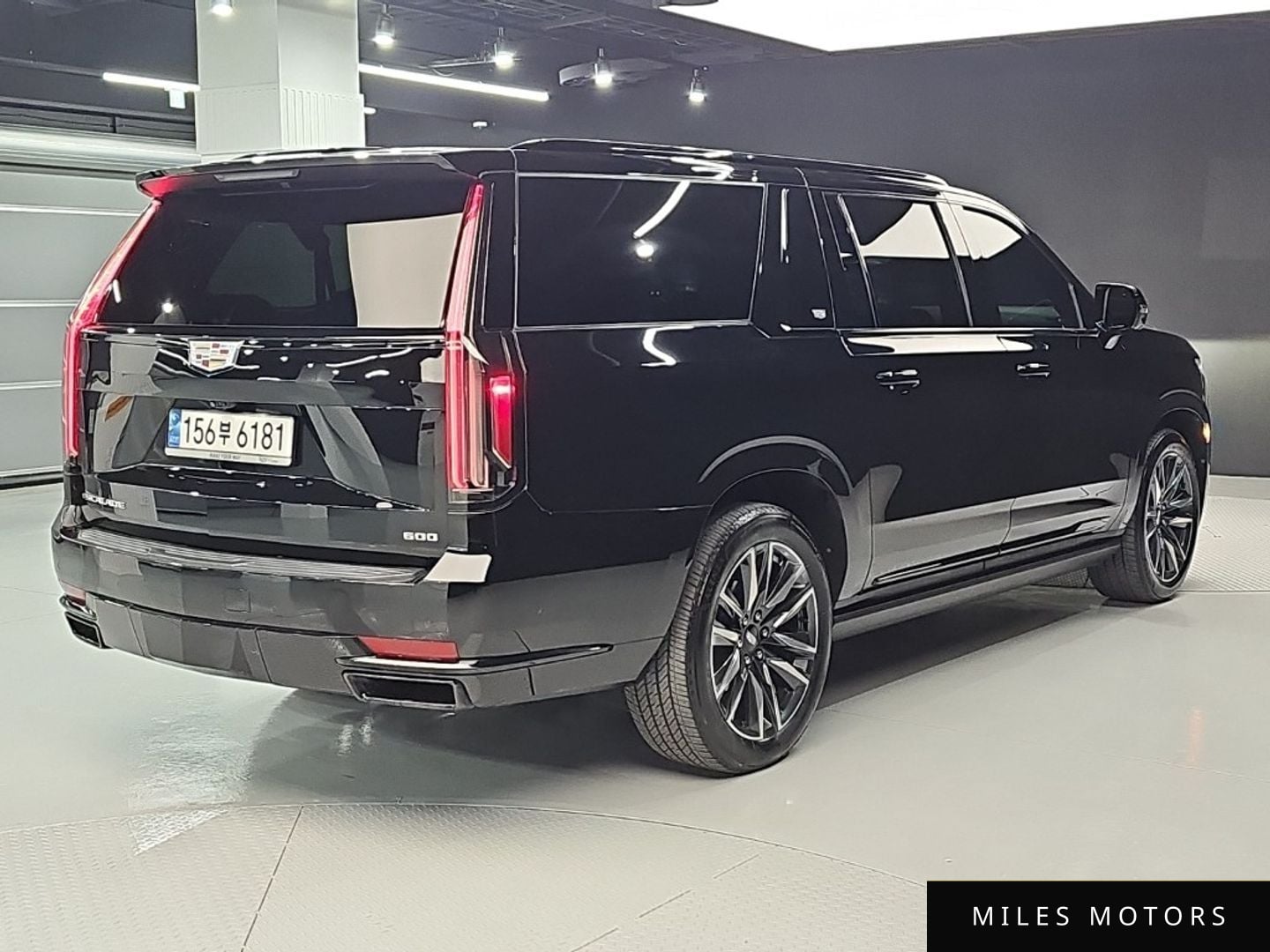 Cadillac Escalade 2022 — миниатюра 4