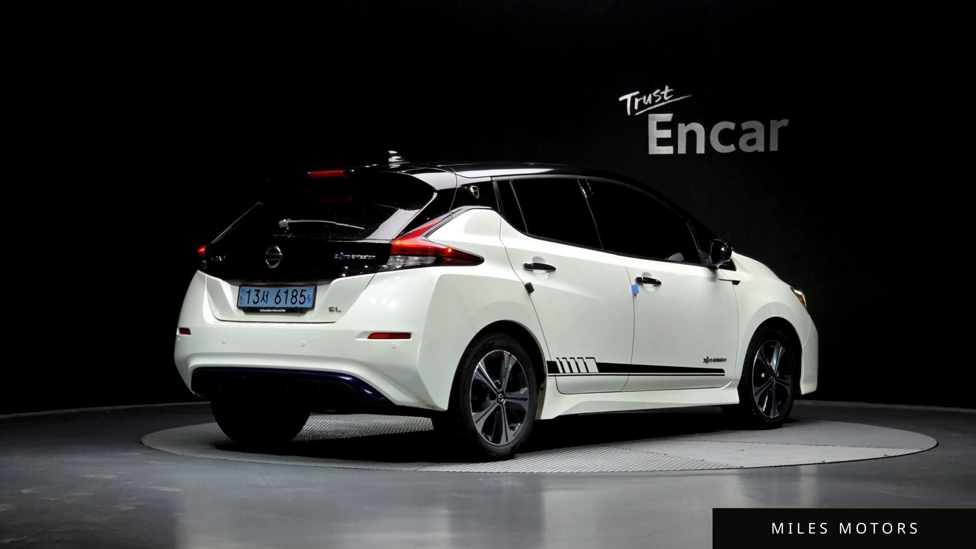 Nissan Leaf 2019 — миниатюра 2