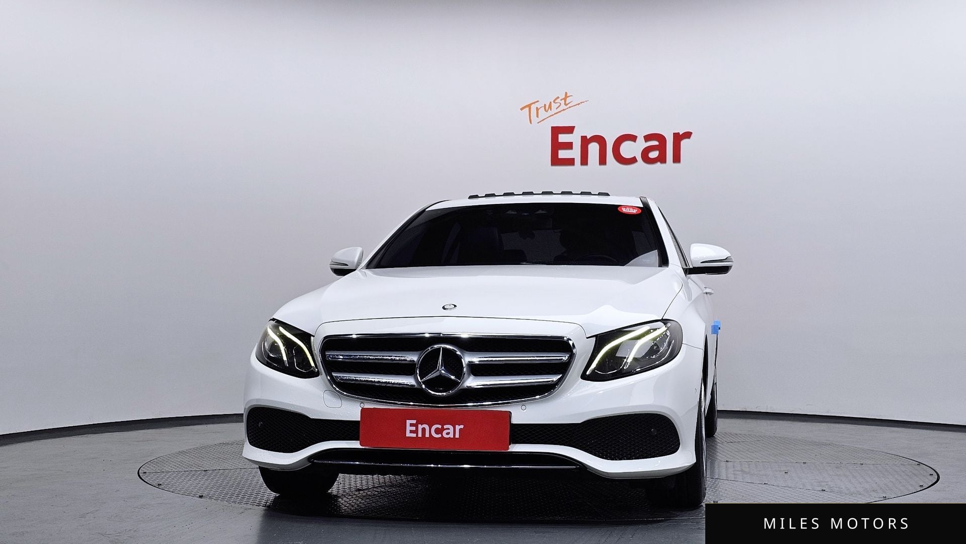 Mercedes-Benz E-Class W213 2017 — миниатюра 3
