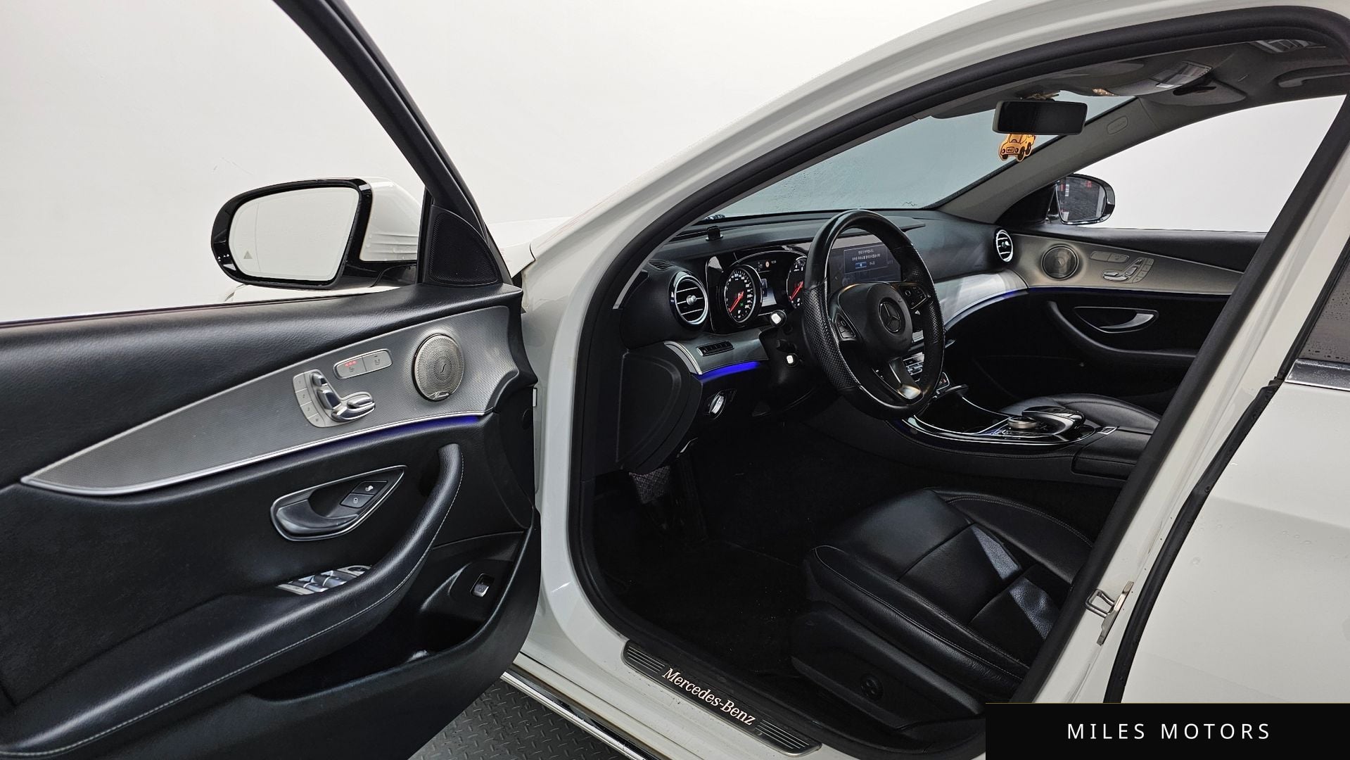 Mercedes-Benz E-Class W213 2017 — миниатюра 10