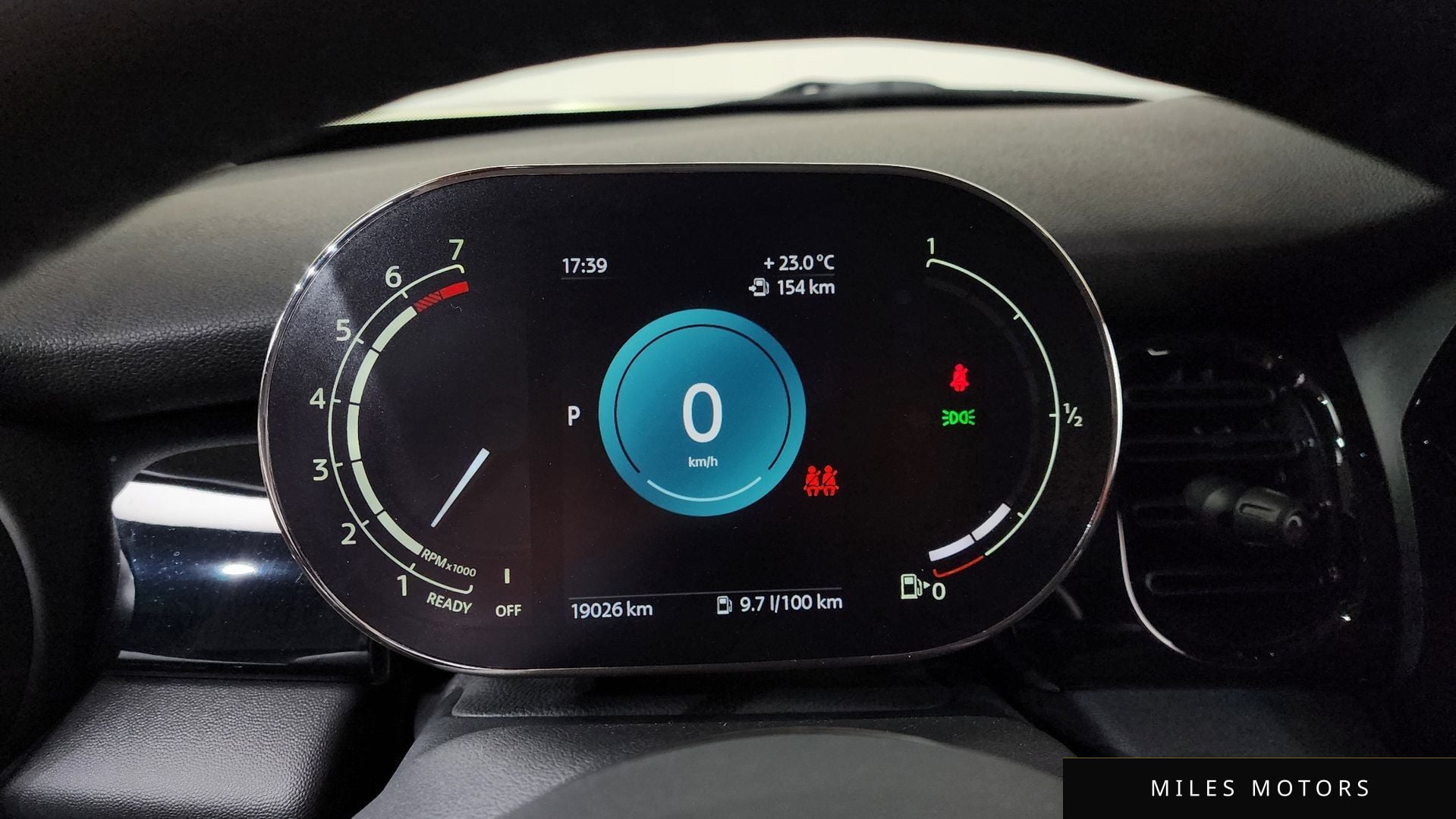 MINI Cooper 2024 — миниатюра 11