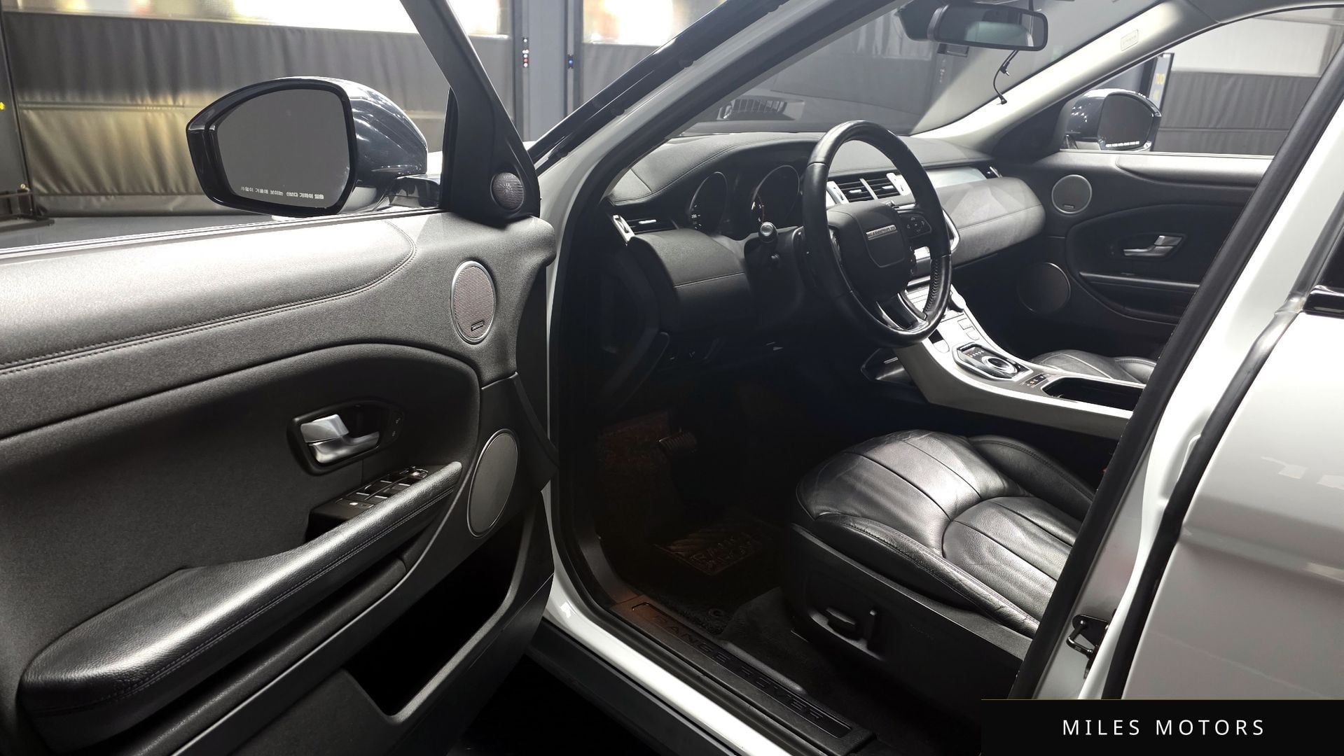Land Rover Range Rover Evoque 2018 — миниатюра 10