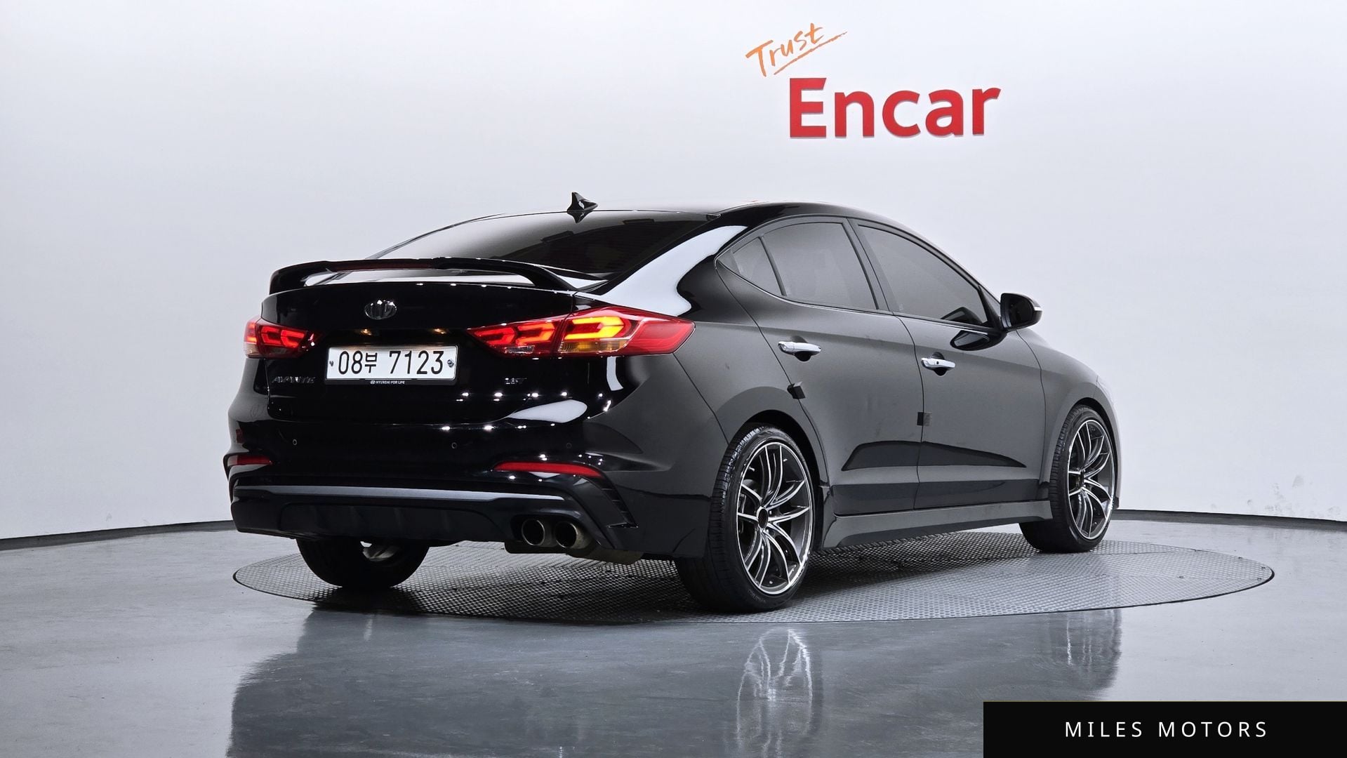 Hyundai AVANTE 2018 — миниатюра 2