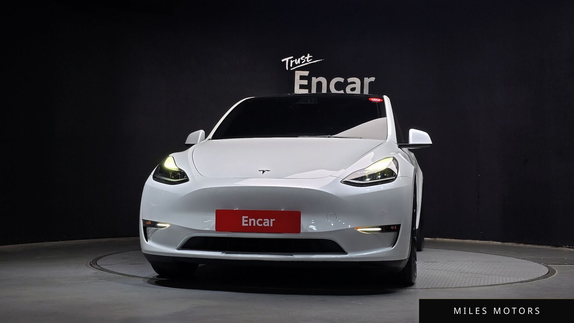 Tesla Model Y 2021 — миниатюра 3