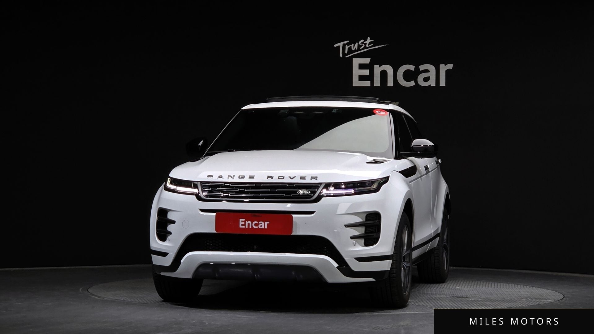 Land Rover Range Rover Evoque 2026 — миниатюра 3