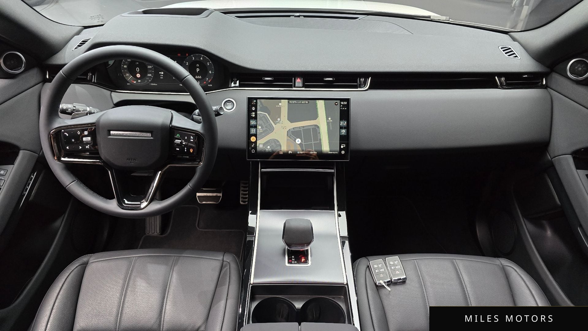 Land Rover Range Rover Evoque 2026 — миниатюра 10