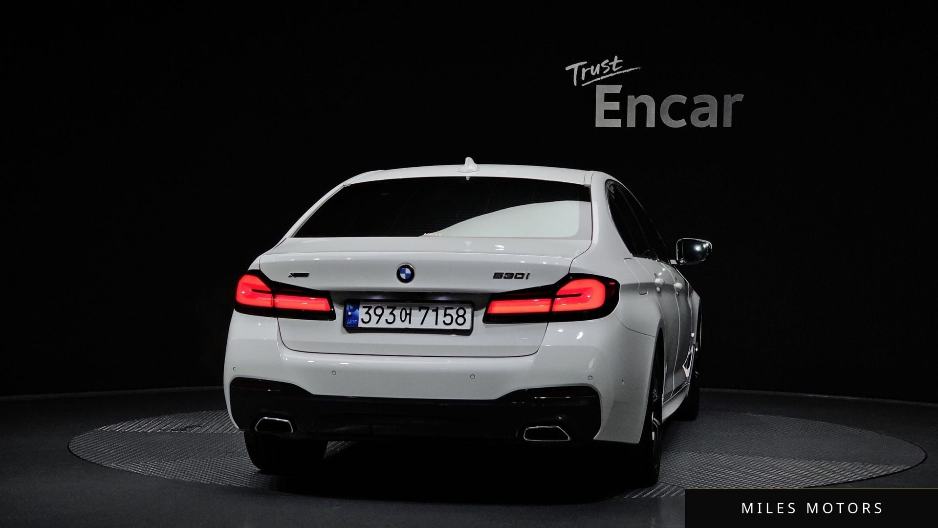 BMW 5 Series (G30) 2021 — миниатюра 4