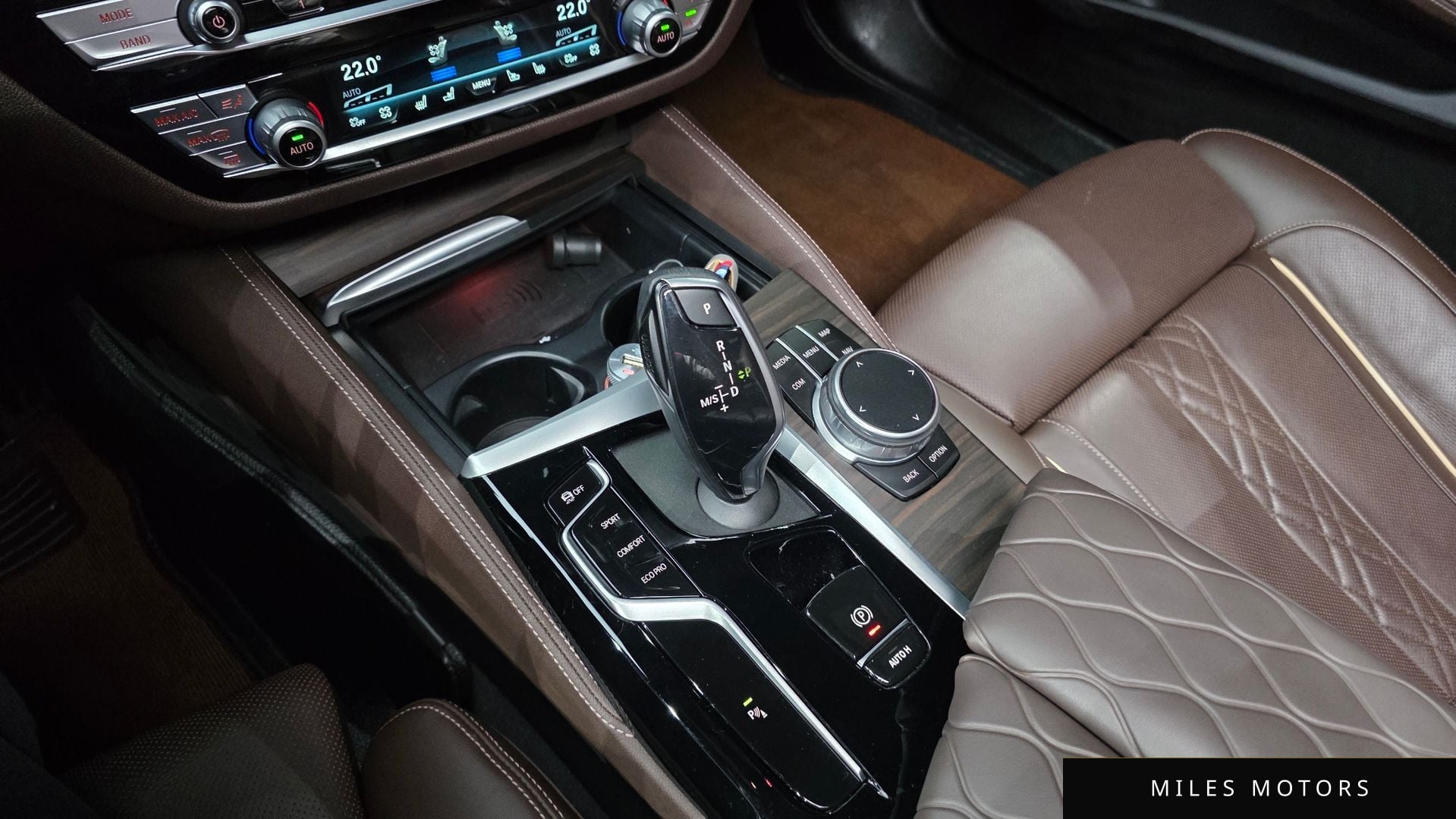 BMW 5 Series (G30) 2021 — миниатюра 12