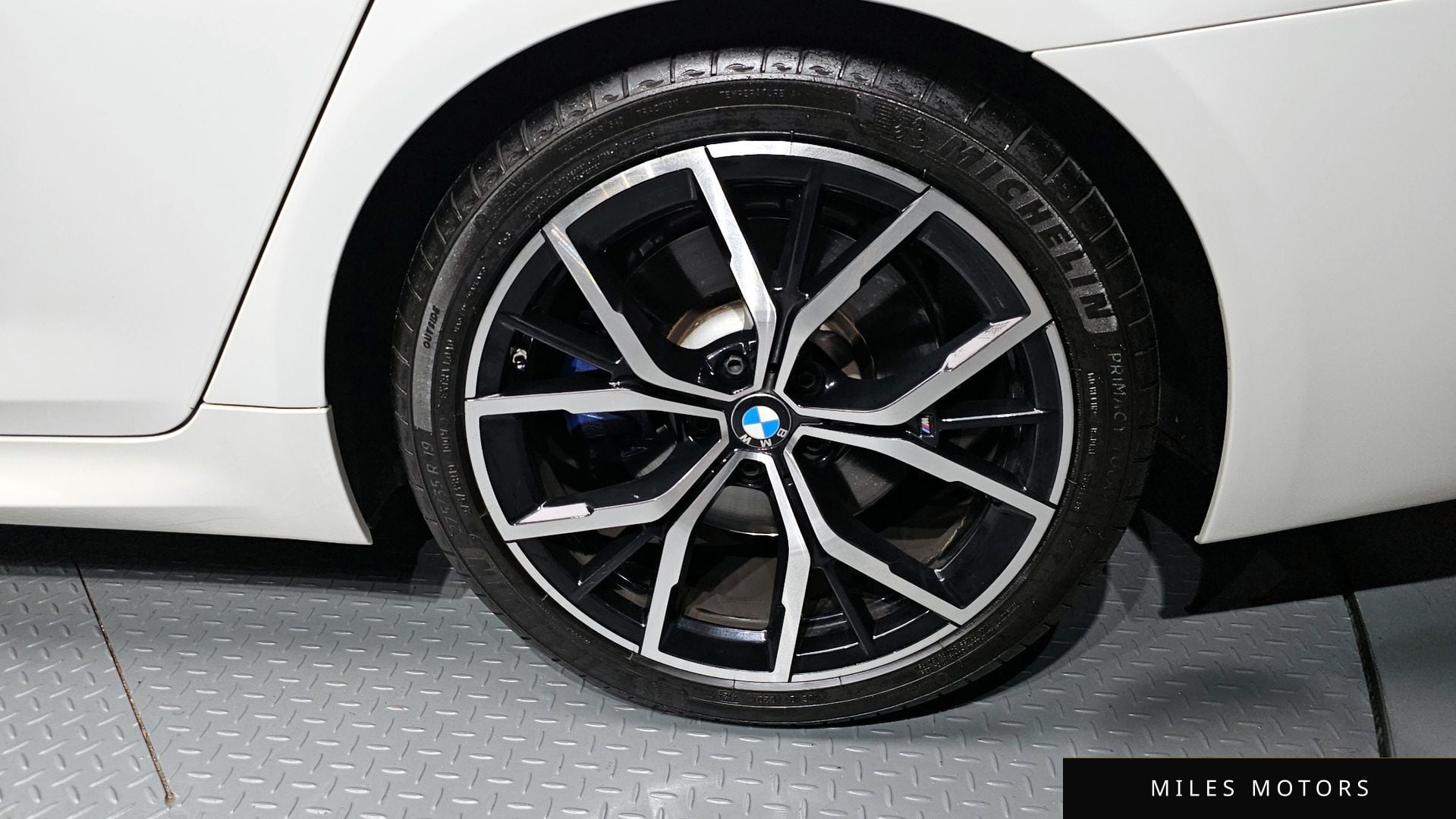 BMW 5 Series (G30) 2021 — миниатюра 7
