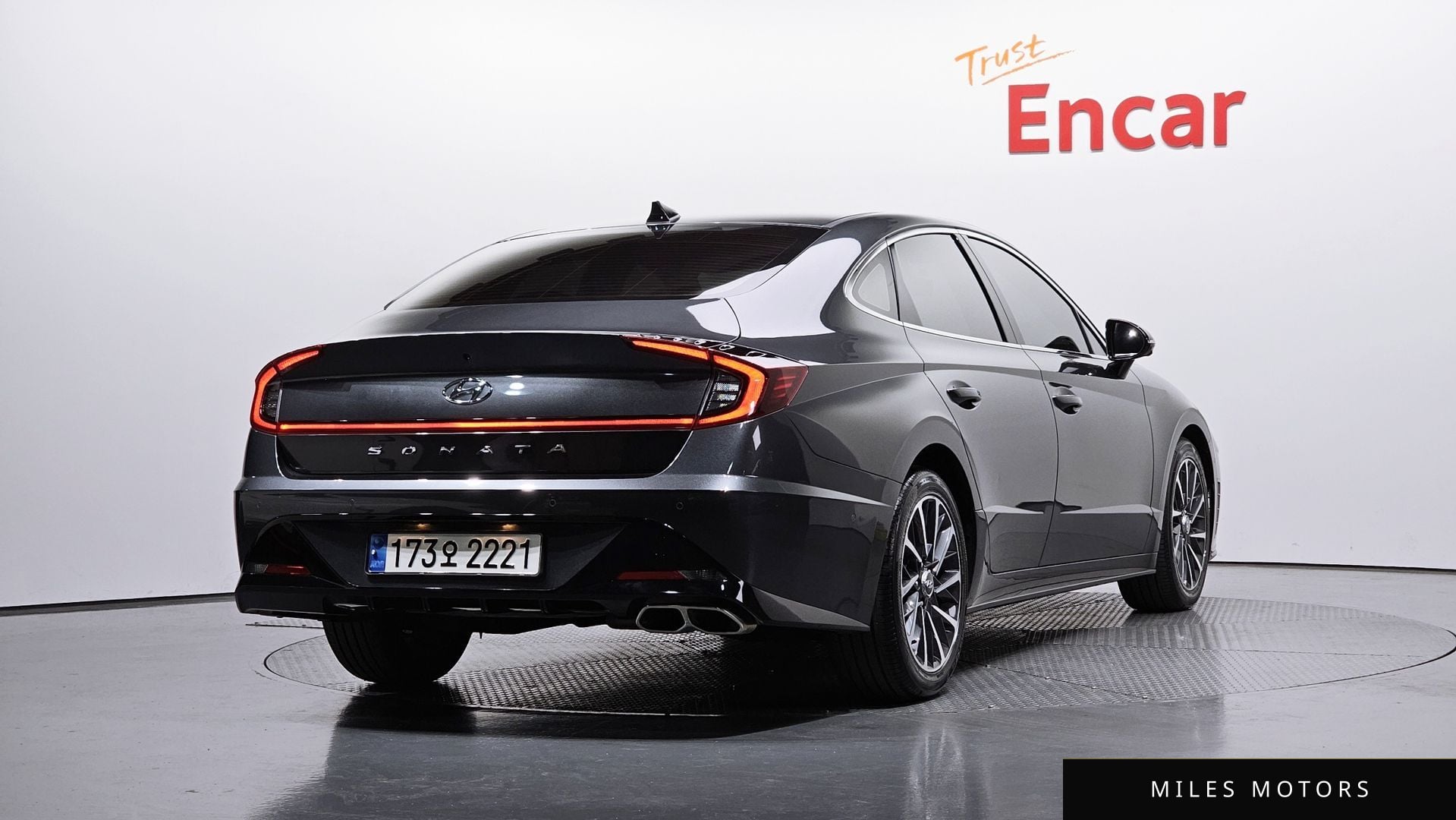 Hyundai Sonata 2022 — фото 1 из 12