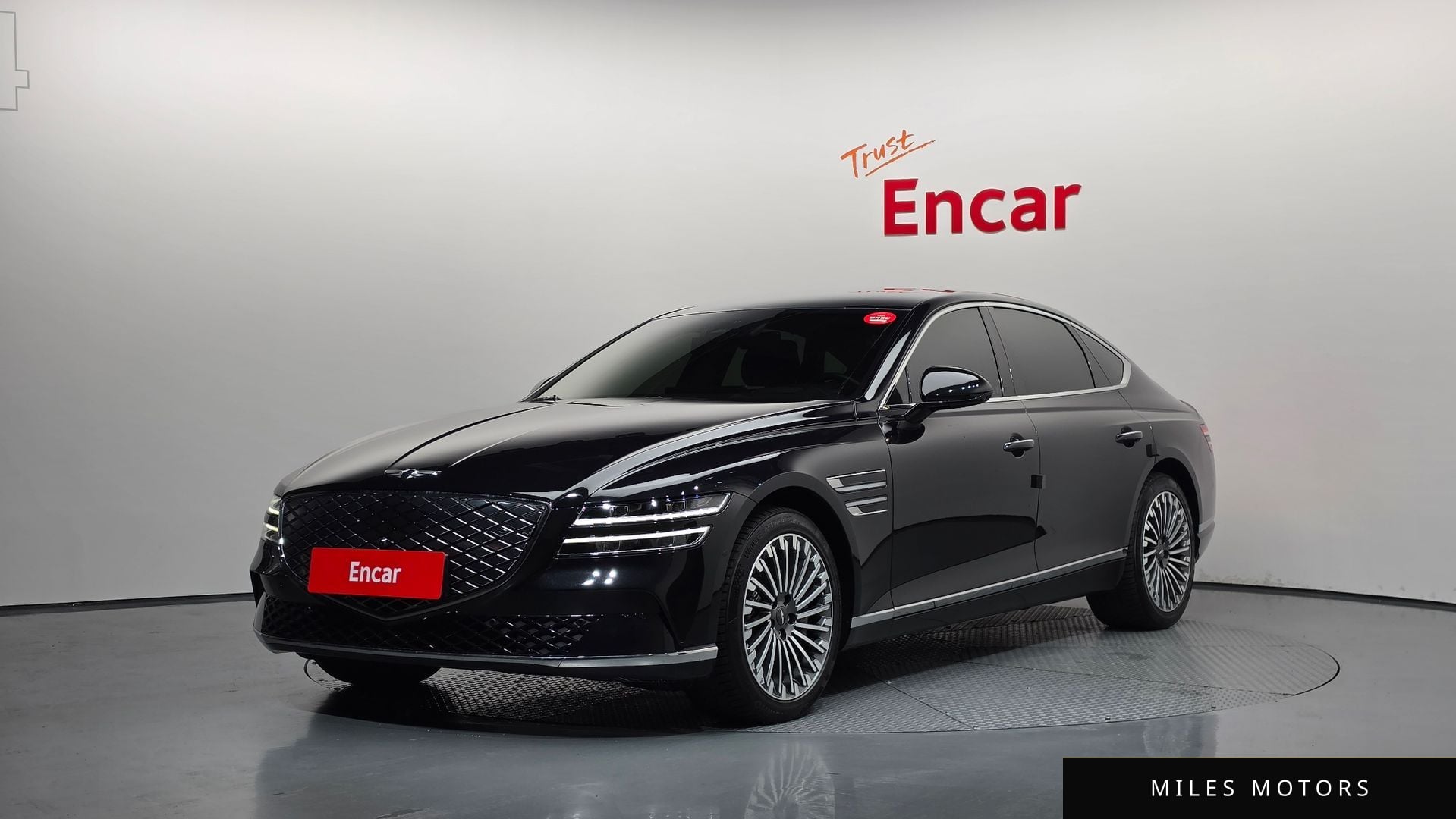 Genesis G80 2022 — фото 1 из 12