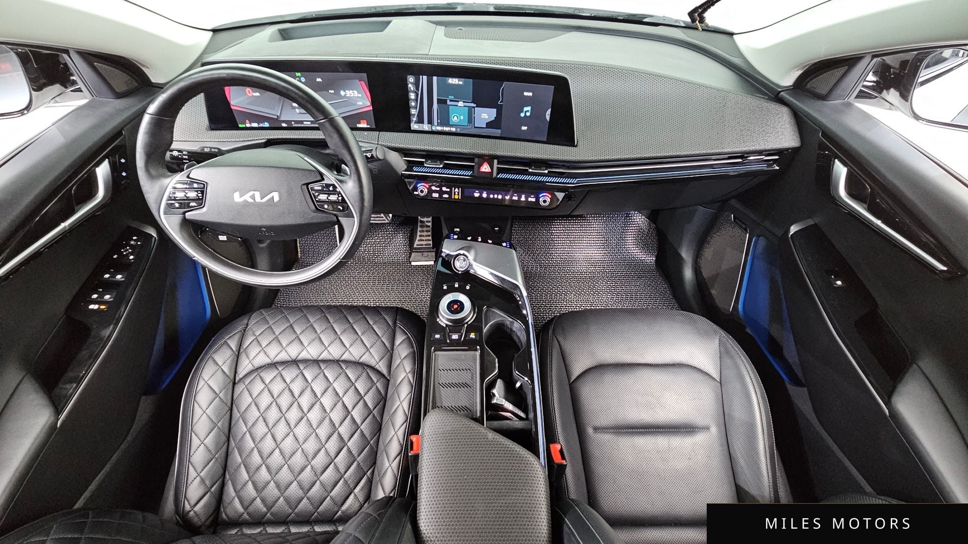 Kia EV6 2023 — миниатюра 10