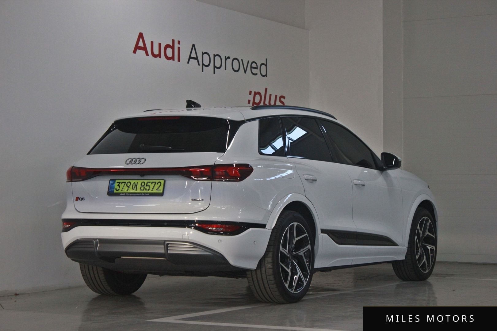 Audi Q6 e-tron 2025 — миниатюра 2