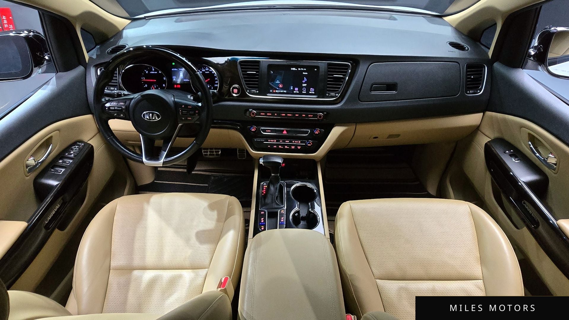 Kia Canival 2019 — миниатюра 10