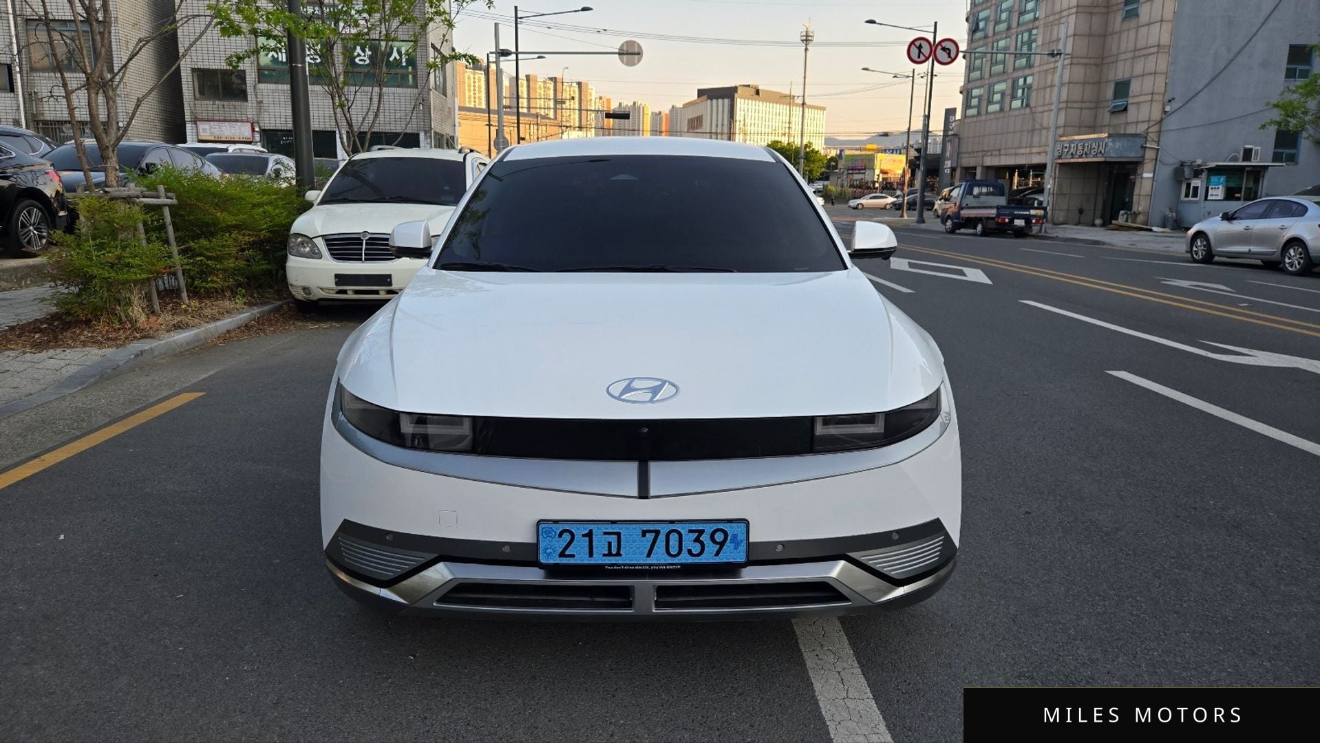 Hyundai Ioniq5 2022 — миниатюра 2
