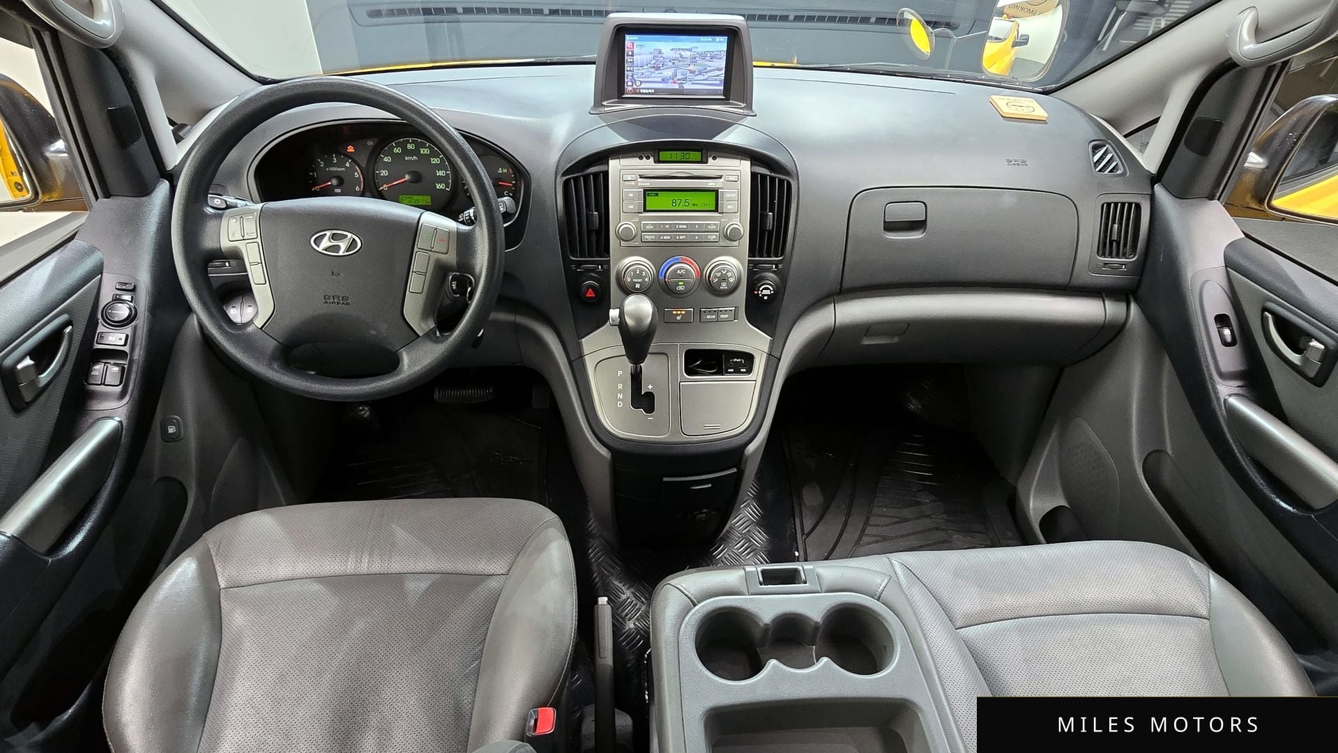 Hyundai Starex 2015 — миниатюра 10