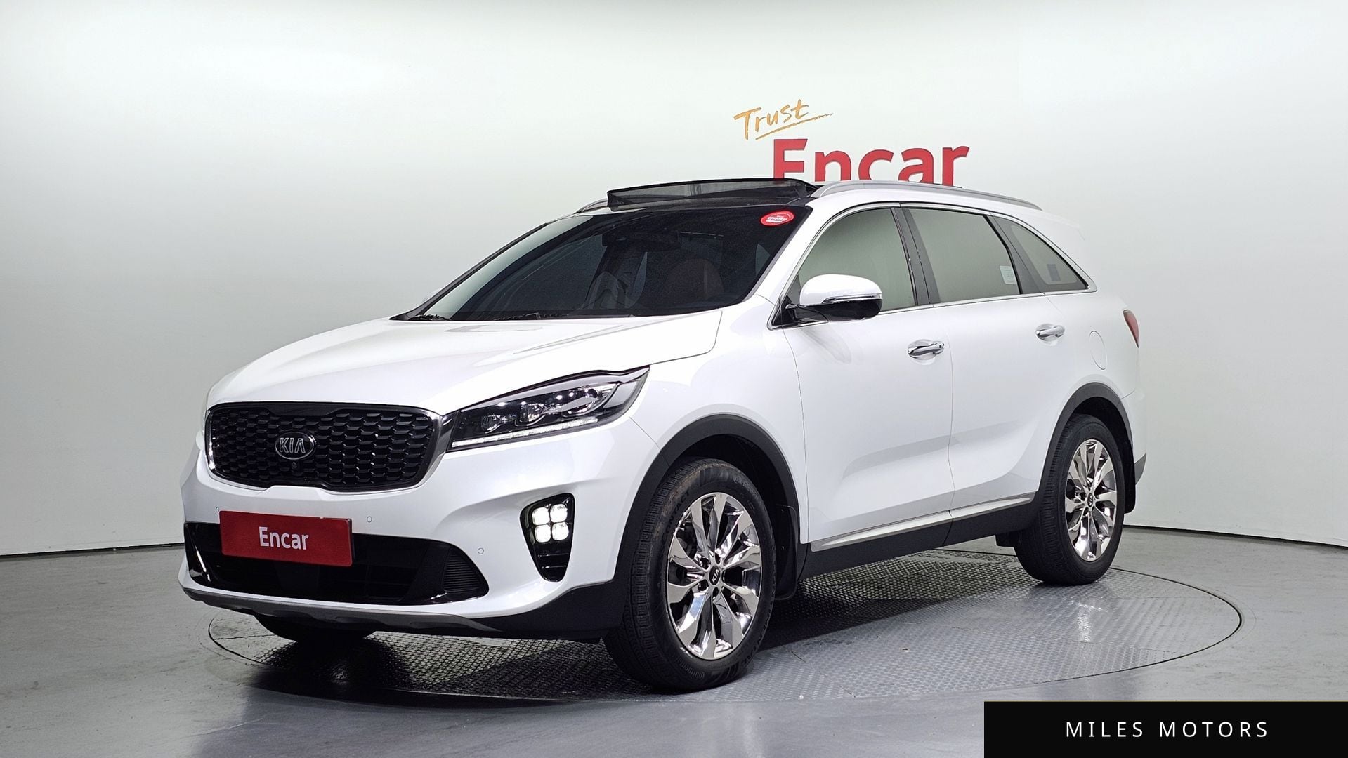 Kia Sorento 2018 — фото 1 из 12