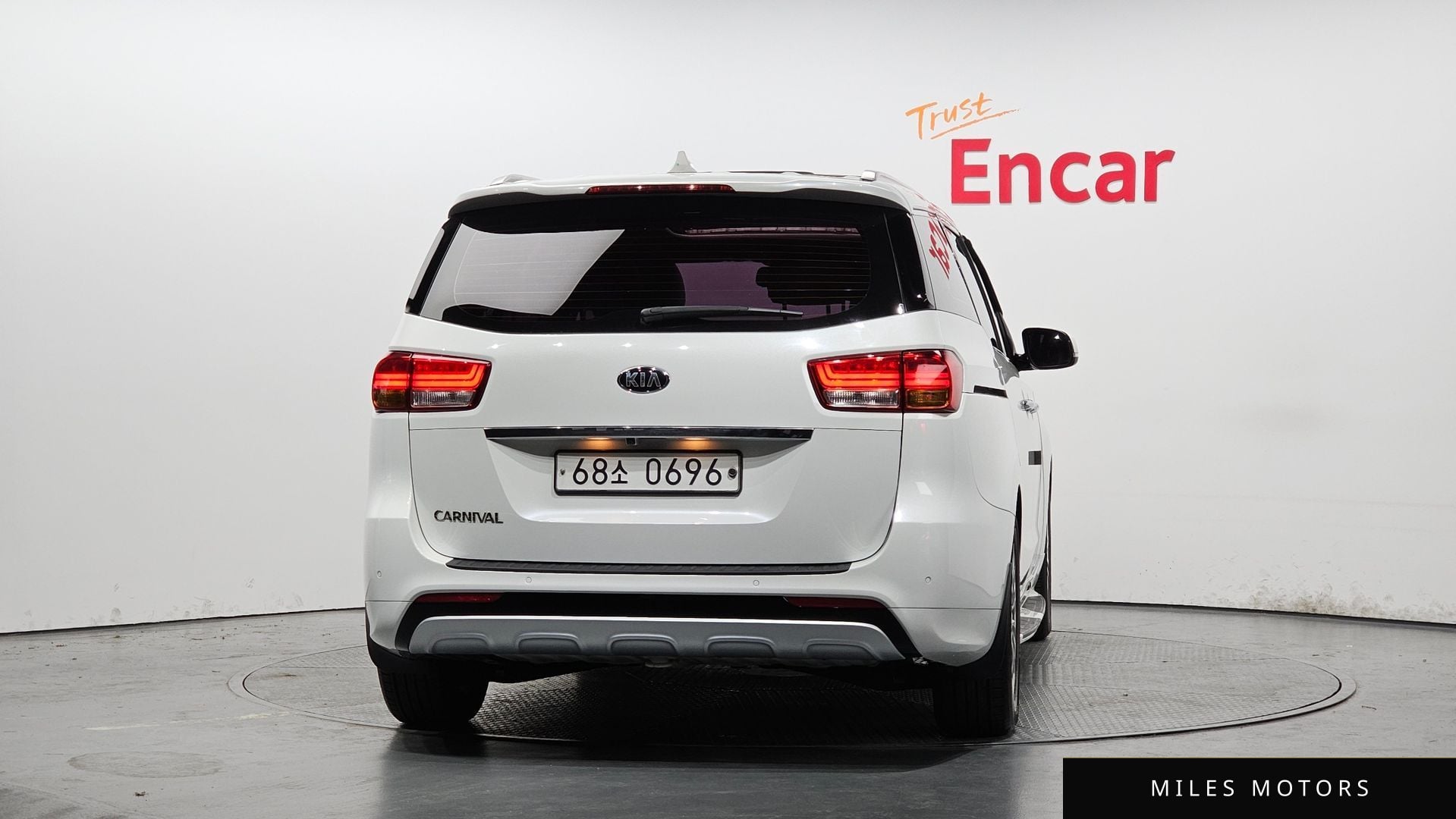 Kia Canival 2016 — миниатюра 4