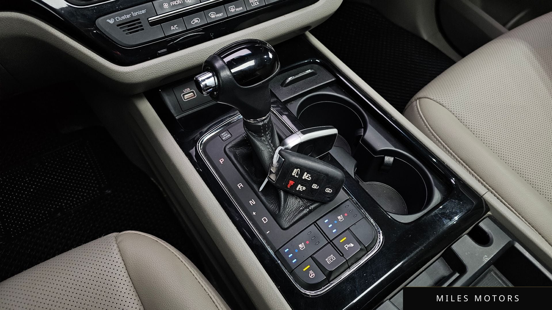 Kia Canival 2016 — миниатюра 12